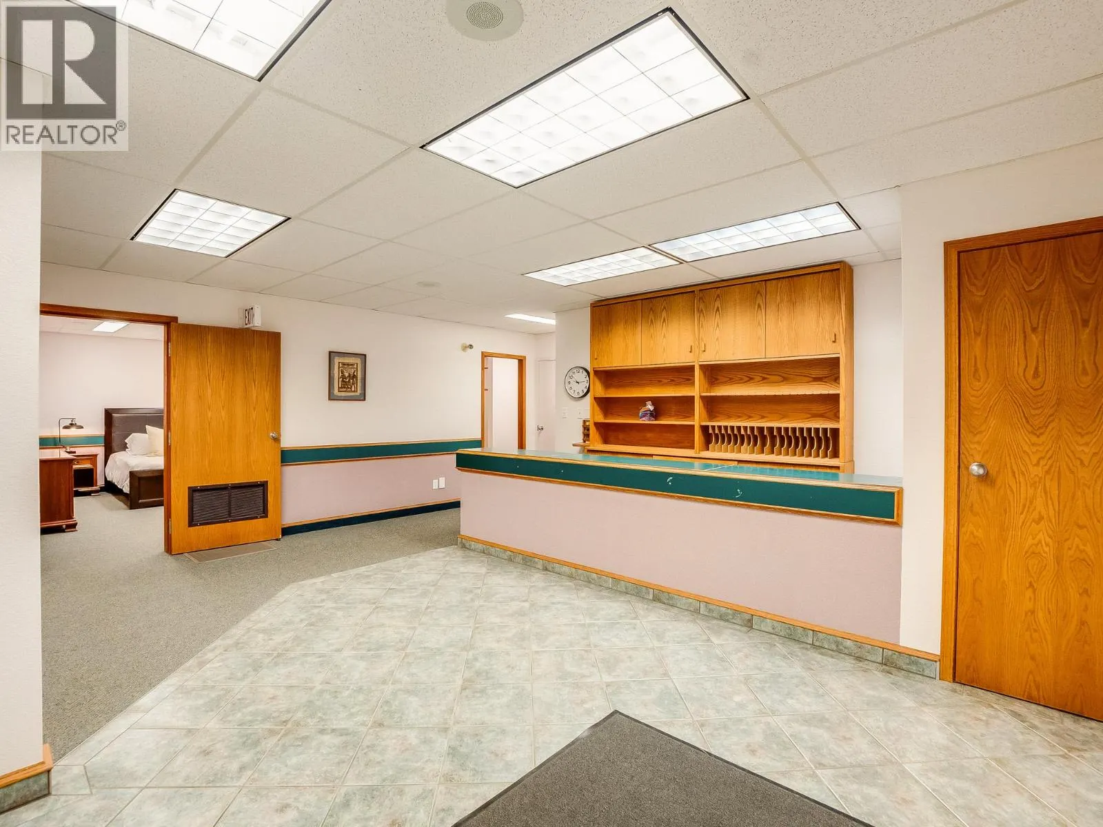 5648 Longbeach Road