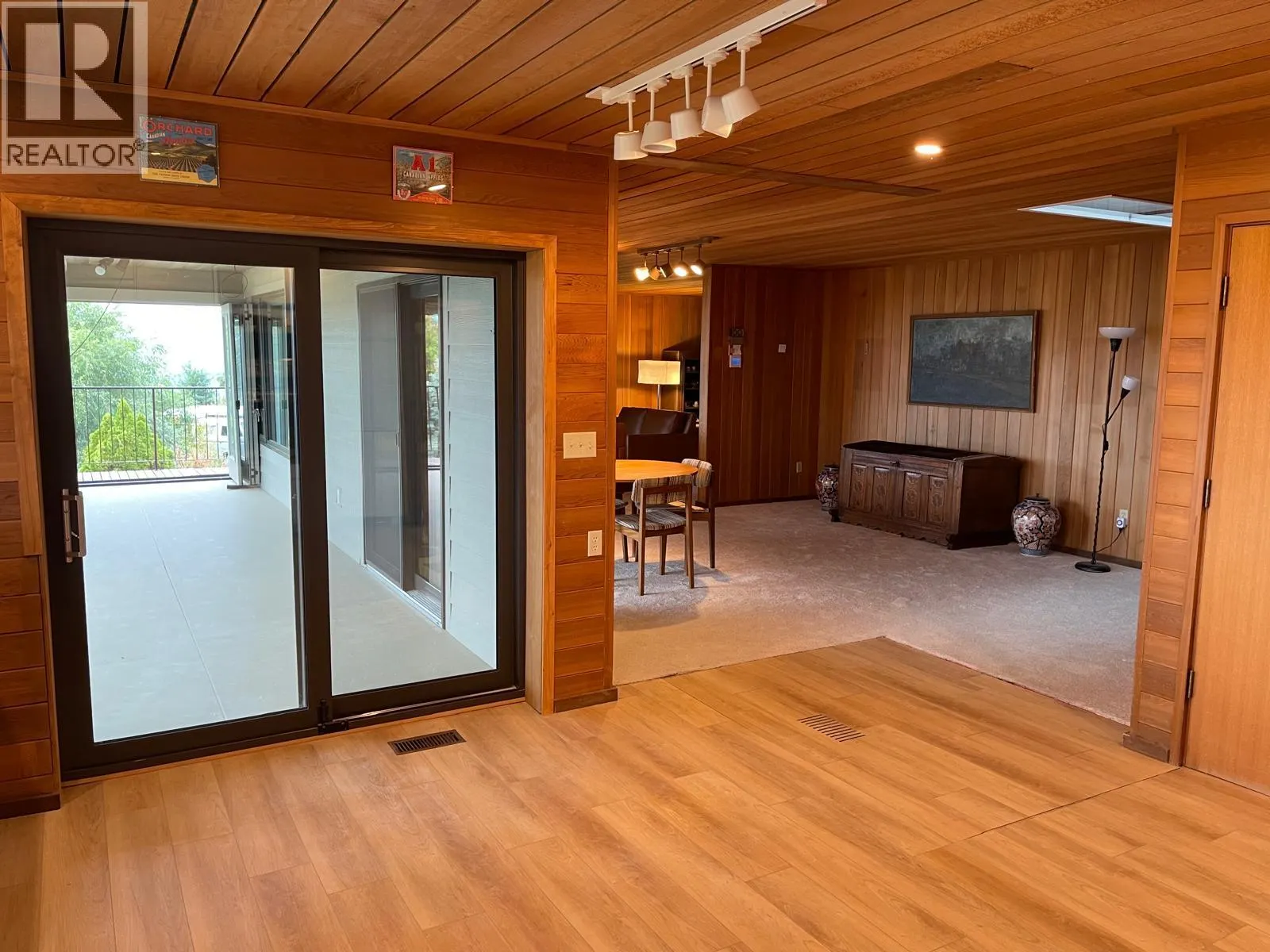 460 Crestview Drive