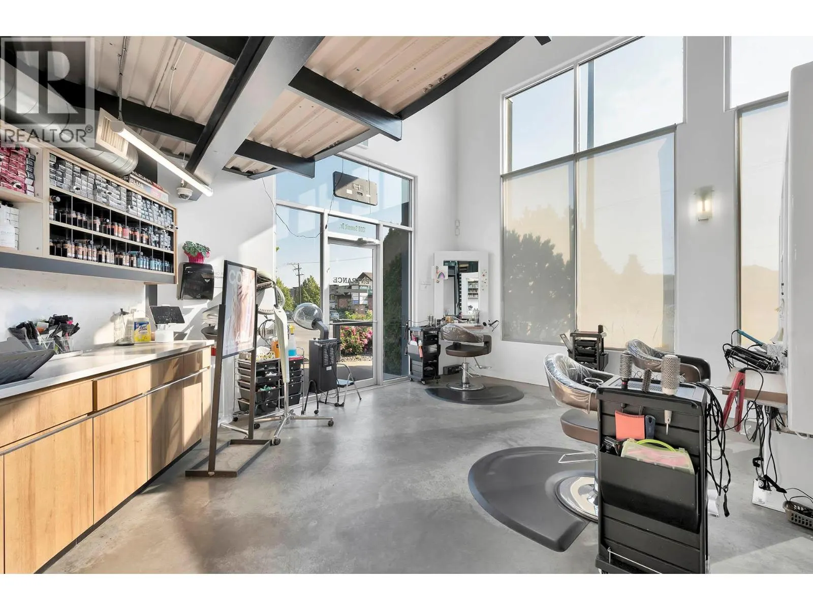 1300 SUMMIT Drive