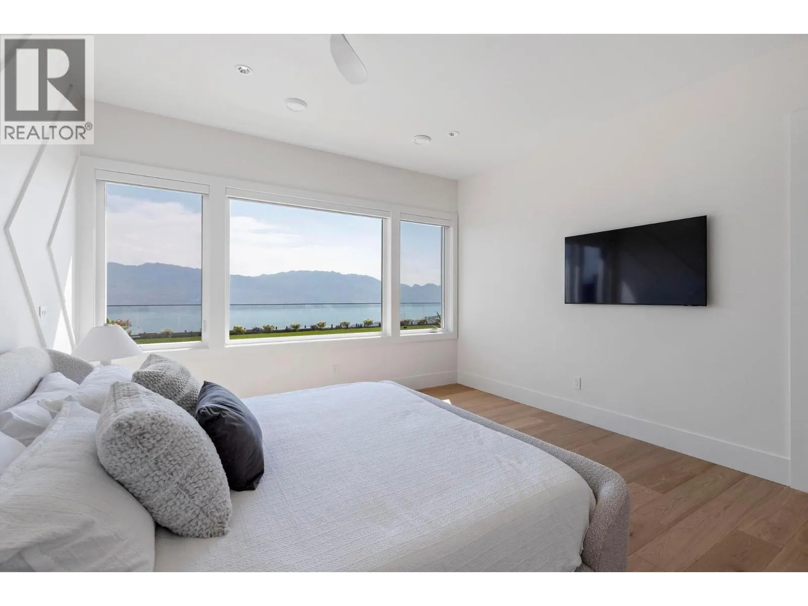 1391 Vineyard Drive