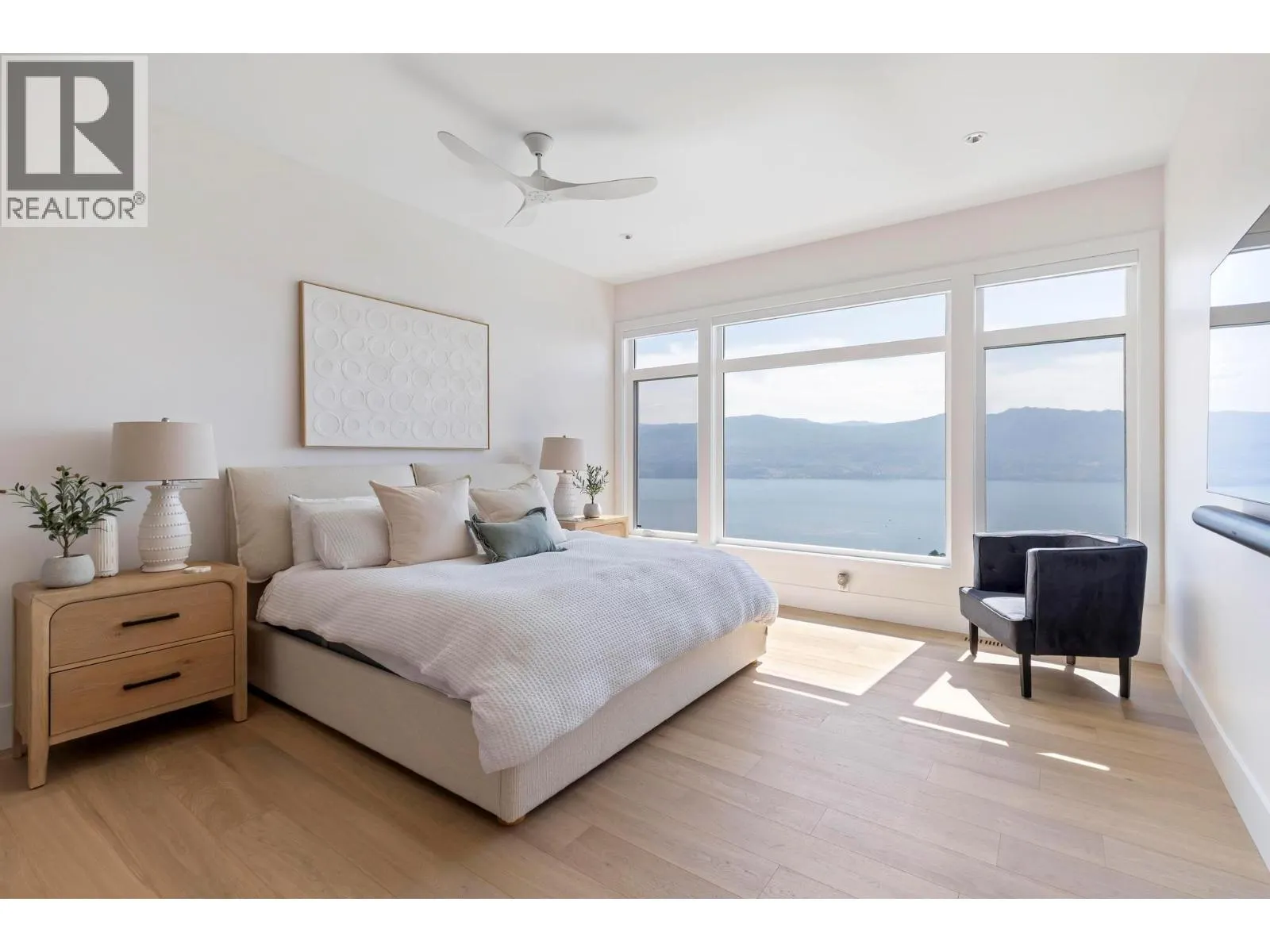 1391 Vineyard Drive