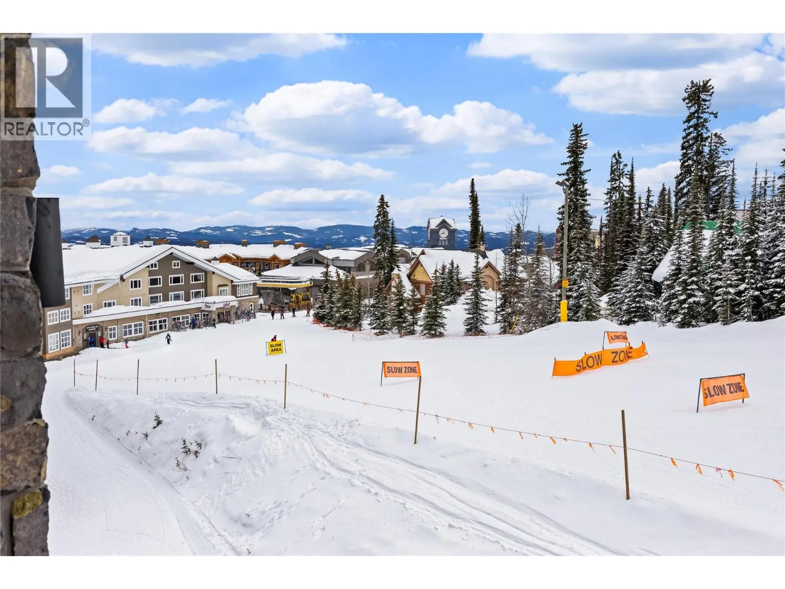 5257 Big White Road Unit# 304