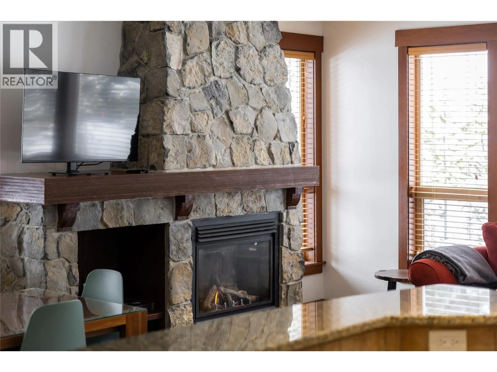 5257 Big White Road Unit# 304