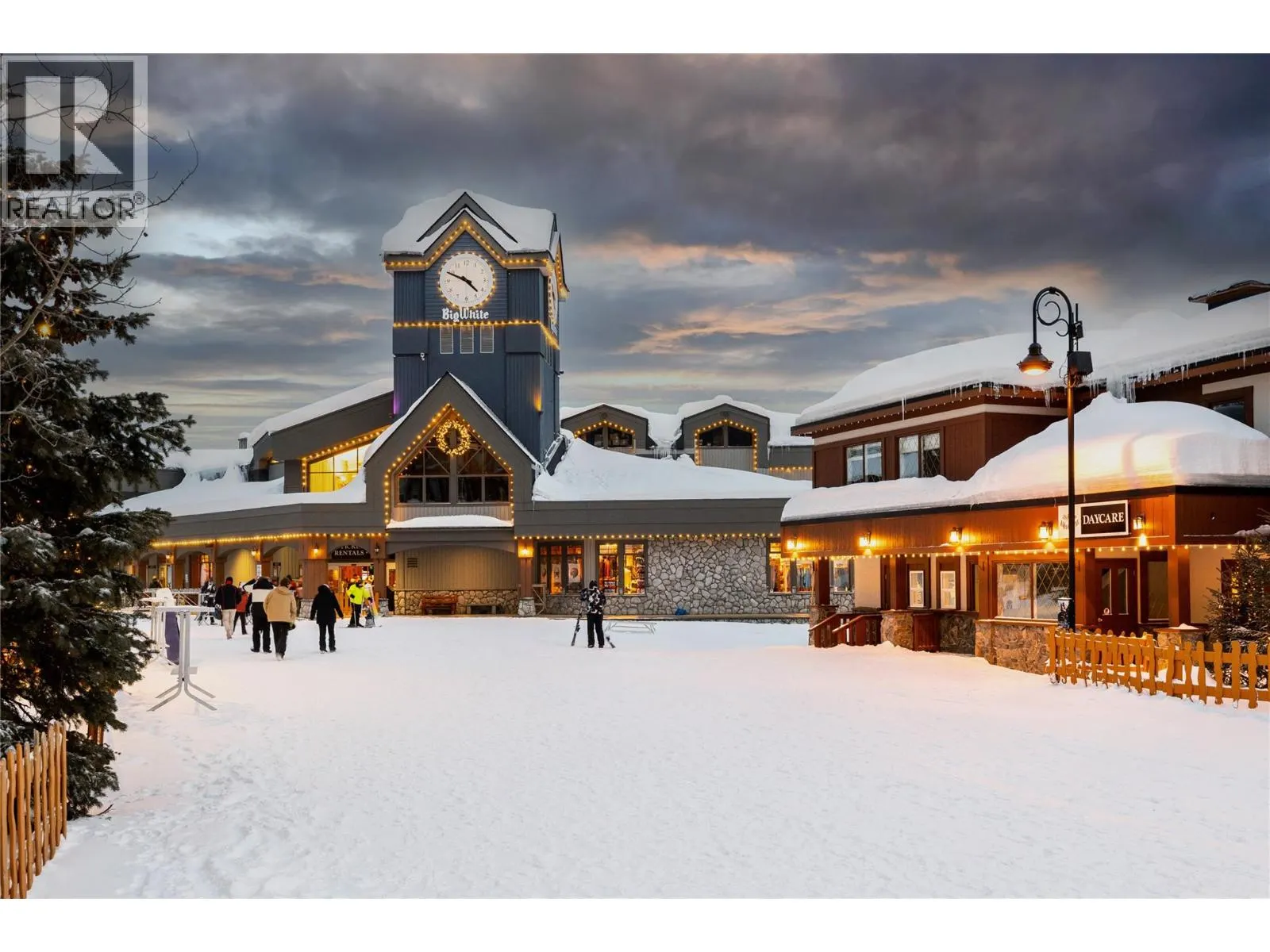 5257 Big White Road Unit# 304