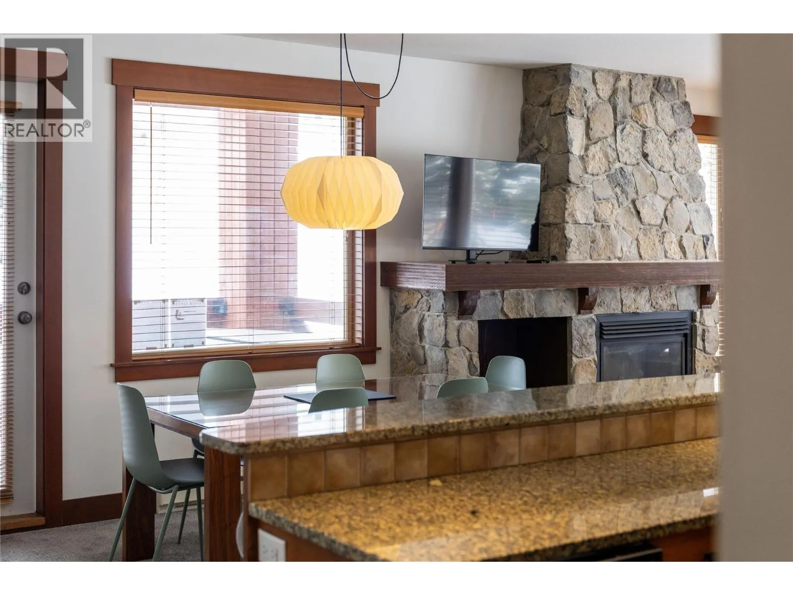 5257 Big White Road Unit# 304
