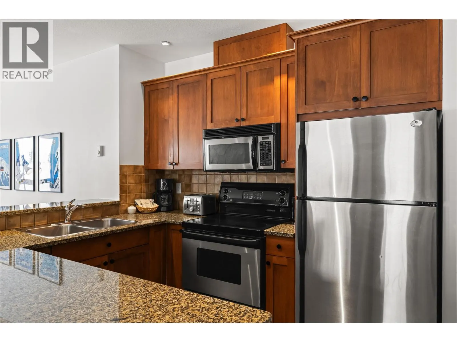 5257 Big White Road Unit# 304