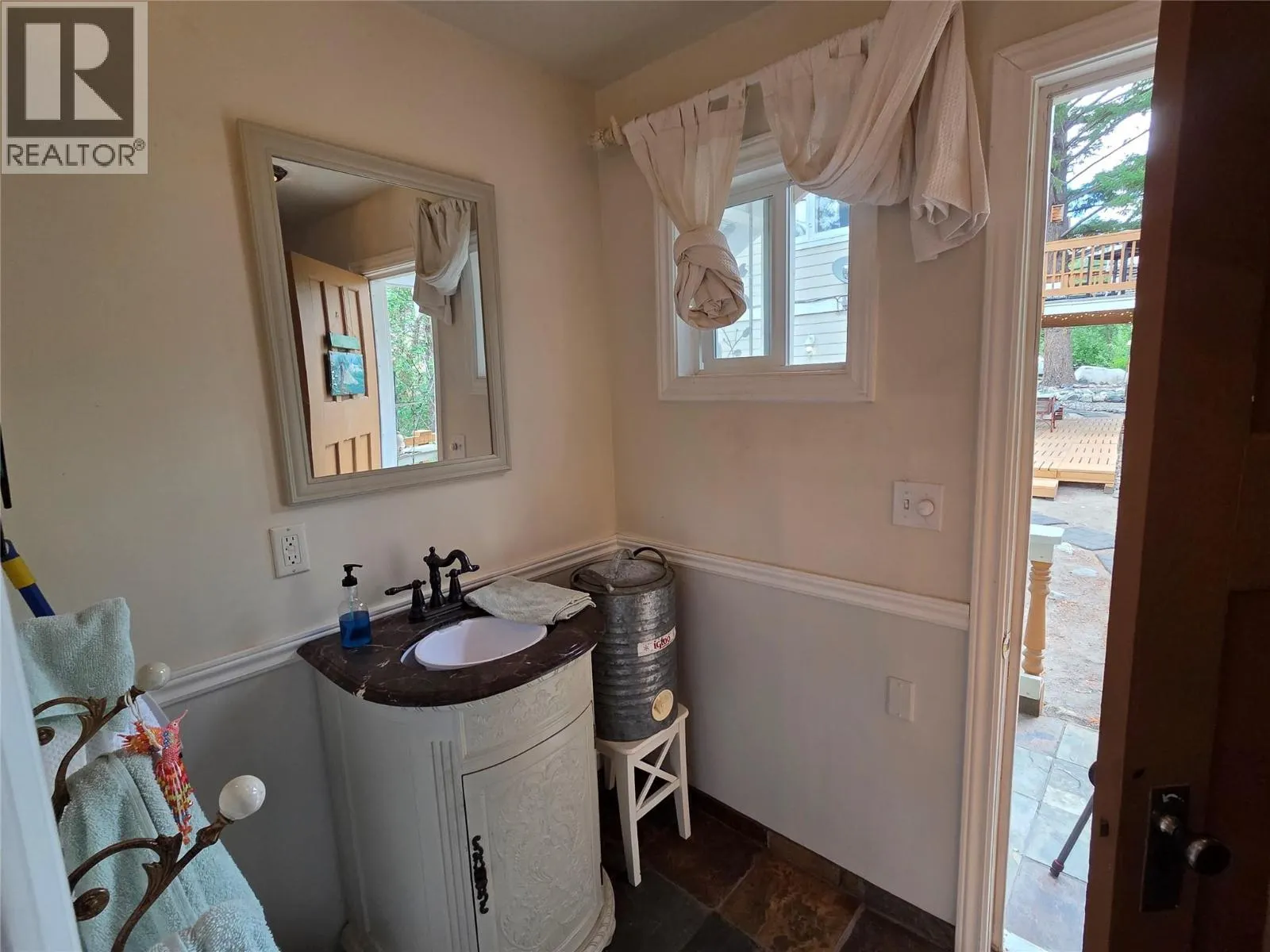 2633 9th Street