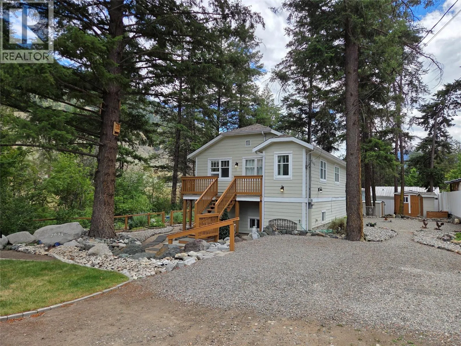 2633 9th Street