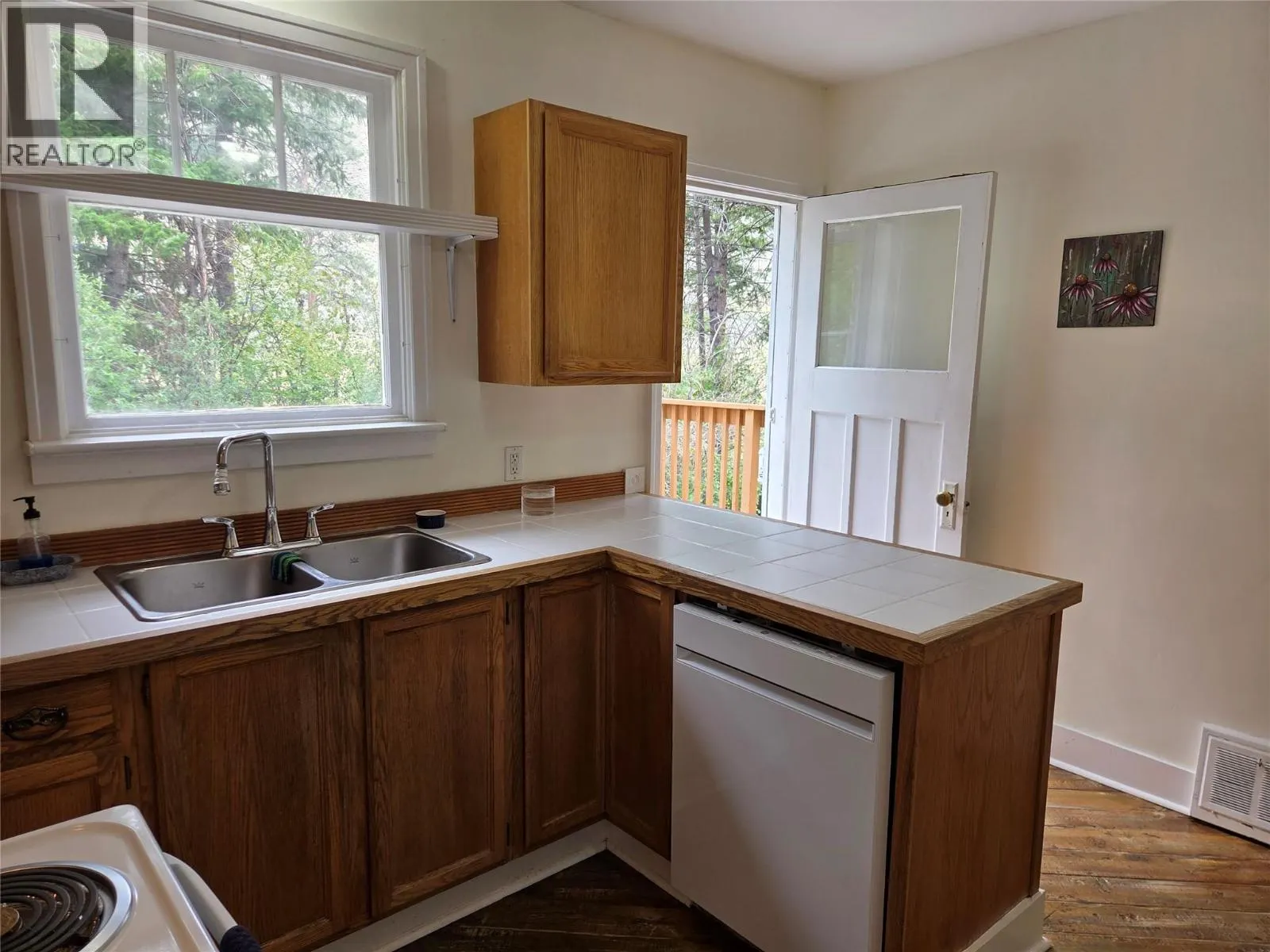 2633 9th Street