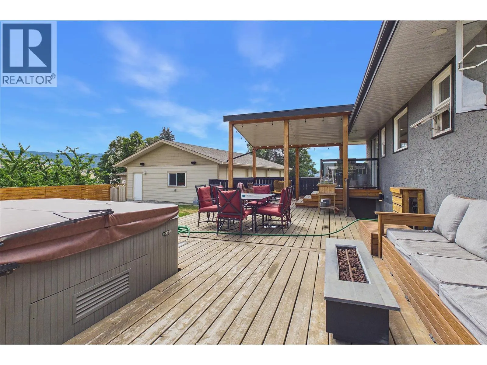 10371 Okanagan Centre Road E