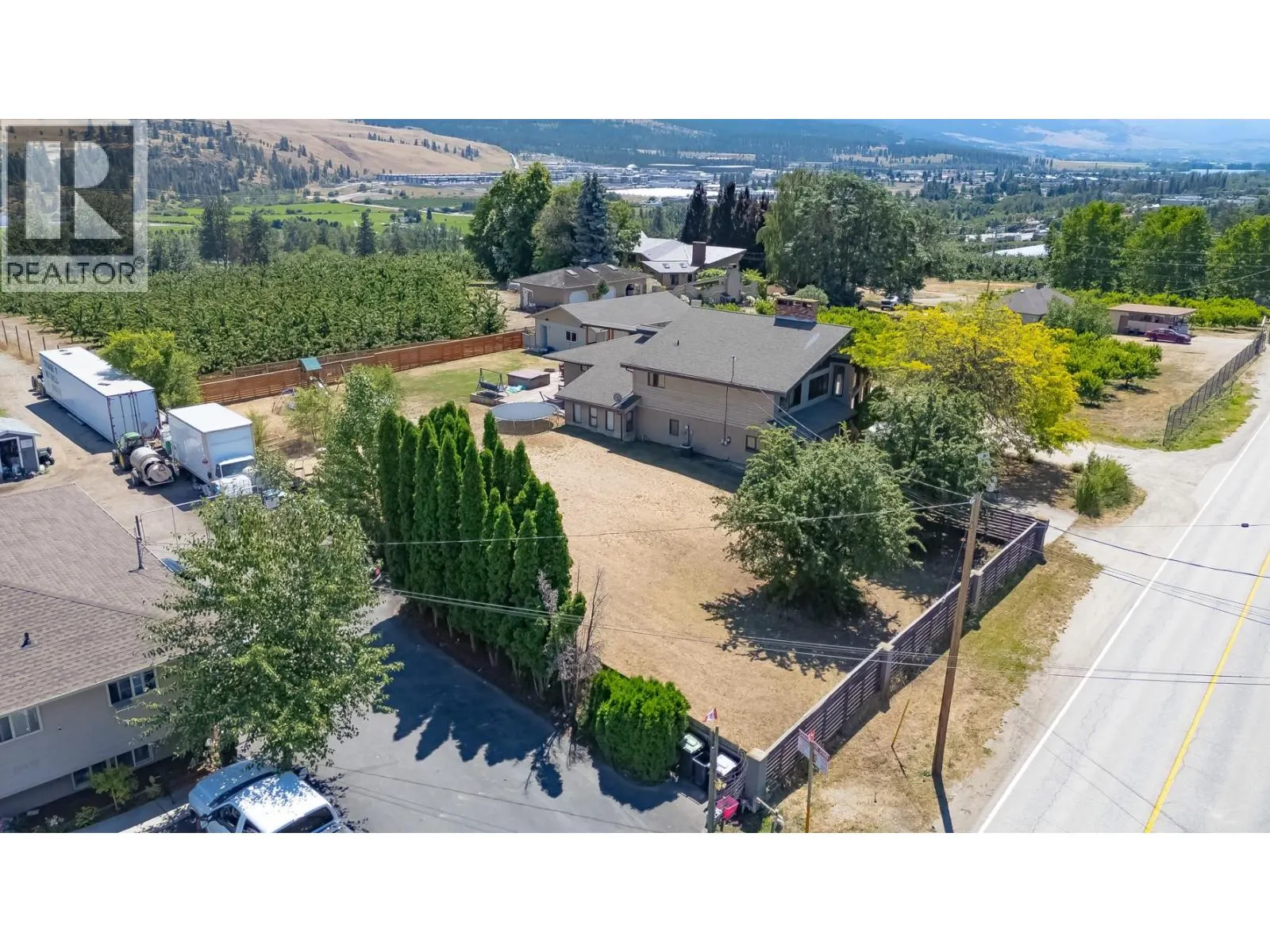 10371 Okanagan Centre Road E