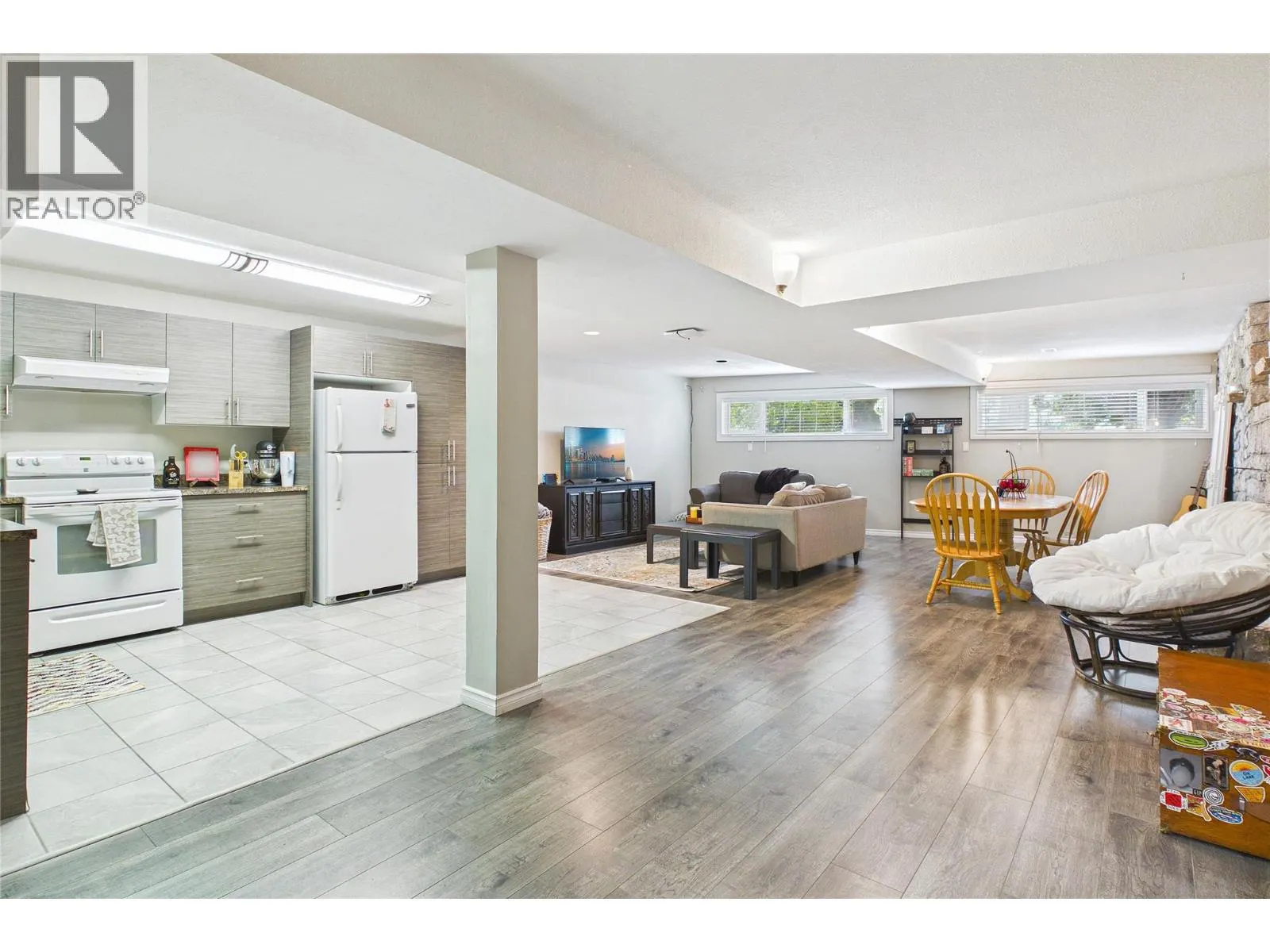 10371 Okanagan Centre Road E