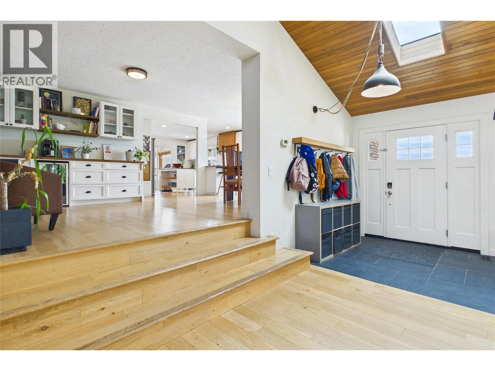 10371 Okanagan Centre Road E