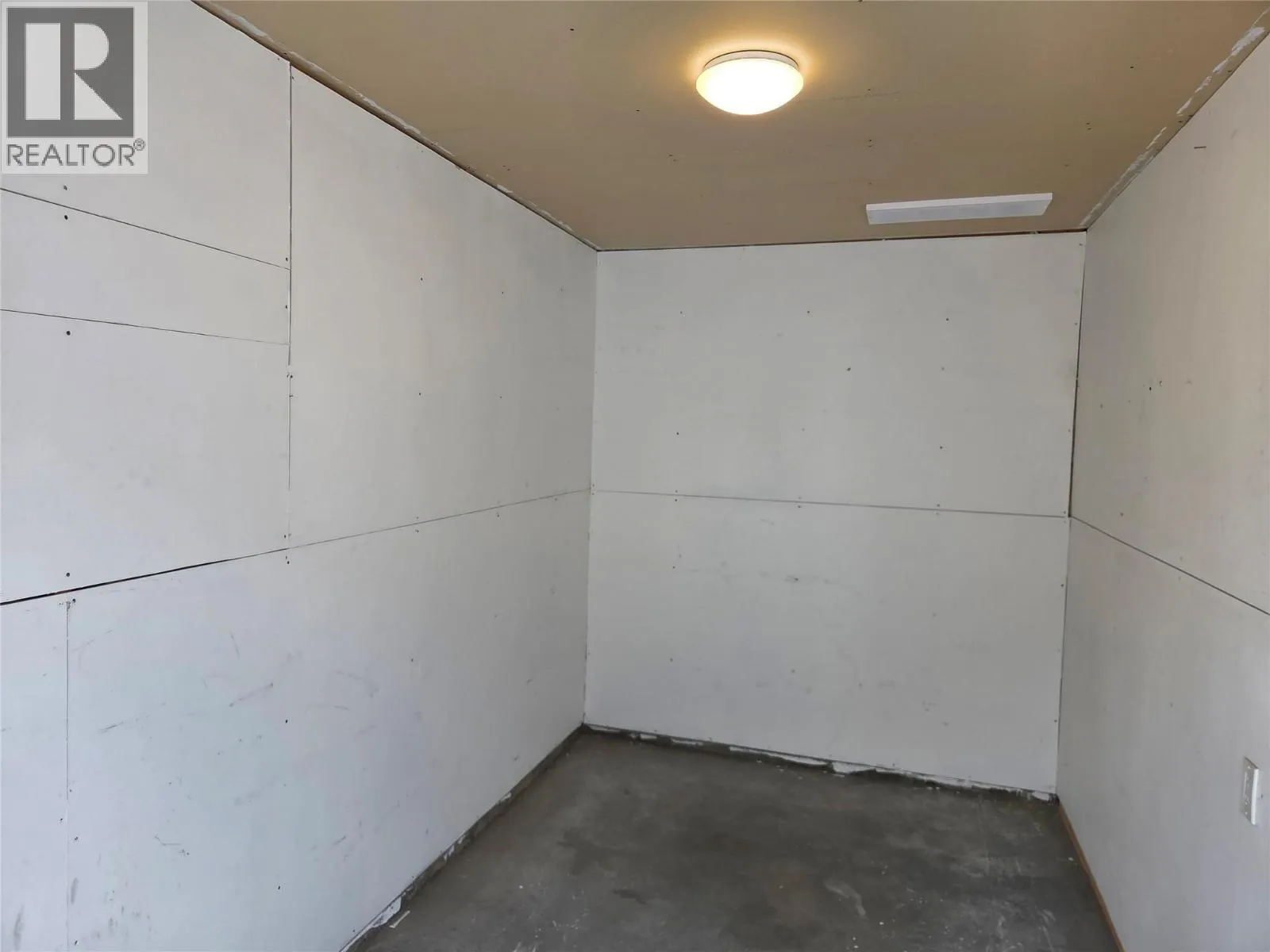 1118 Middle Bench Road Unit# 1
