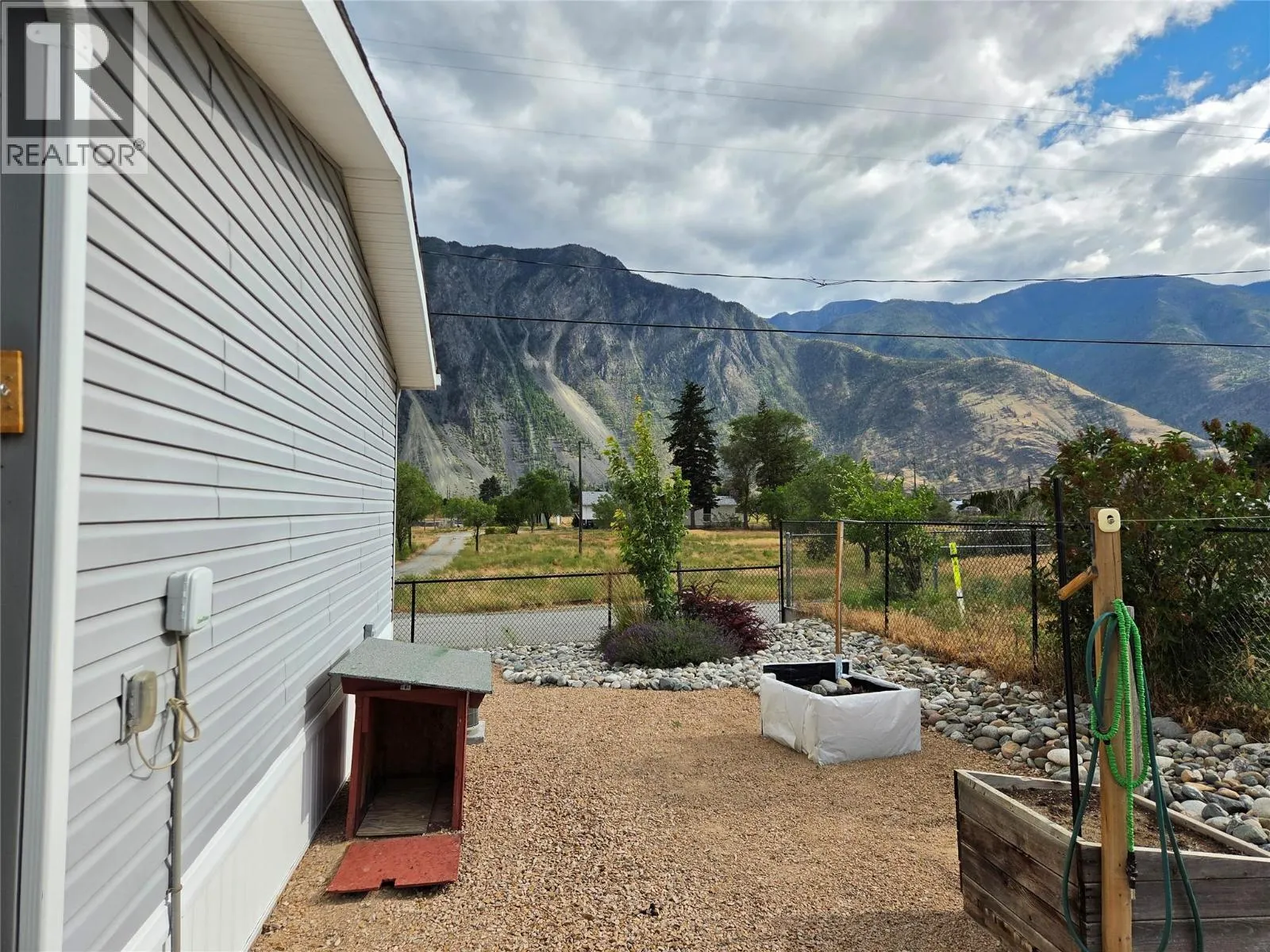 1118 Middle Bench Road Unit# 1