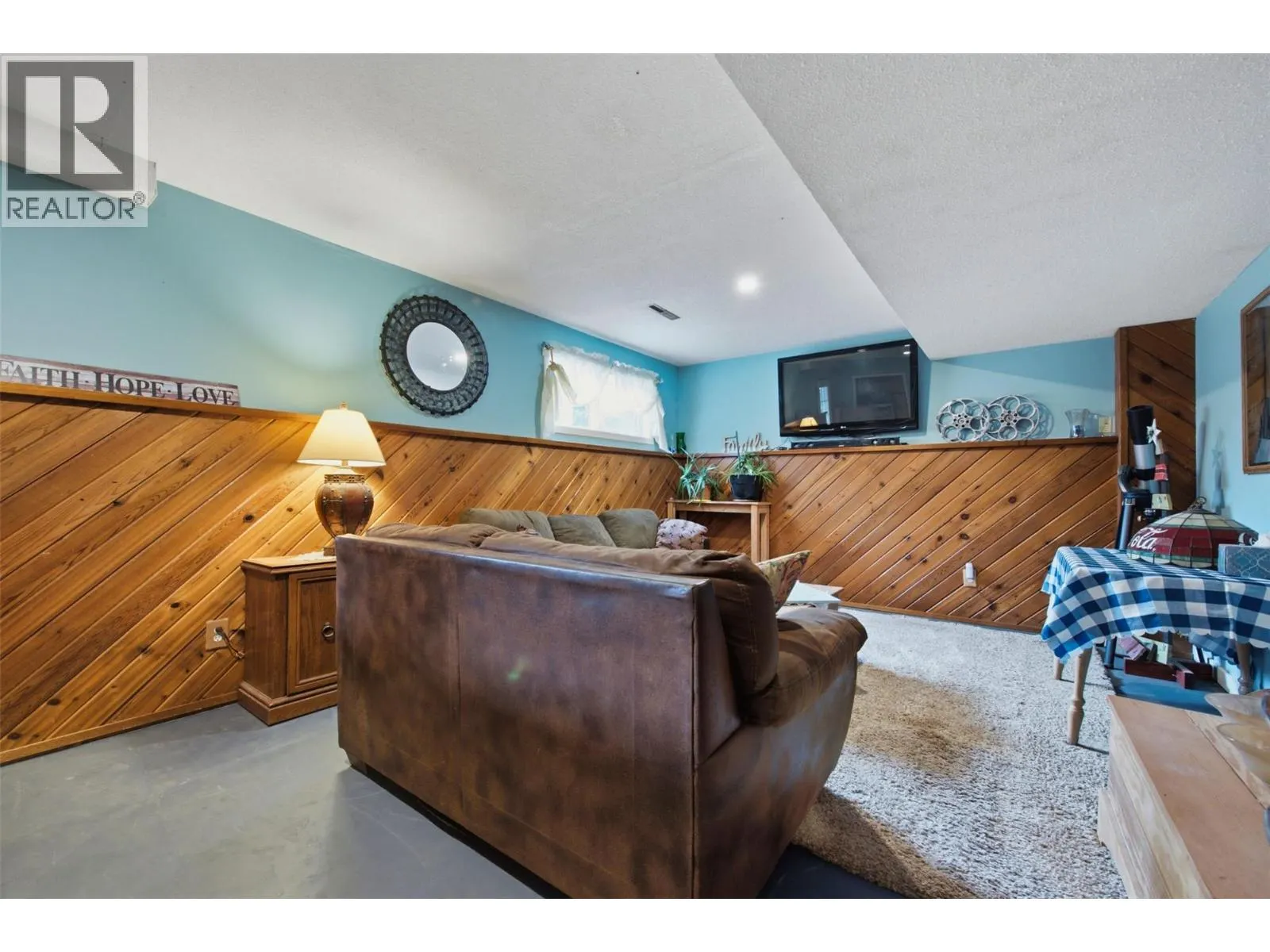 5830 6 Highway