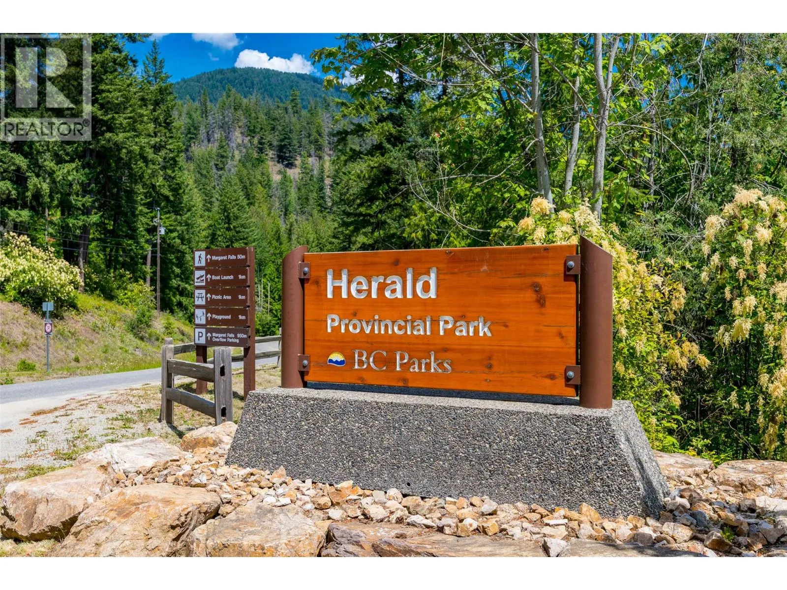 4990 Sunnybrae-Canoe Point Road Unit# 7
