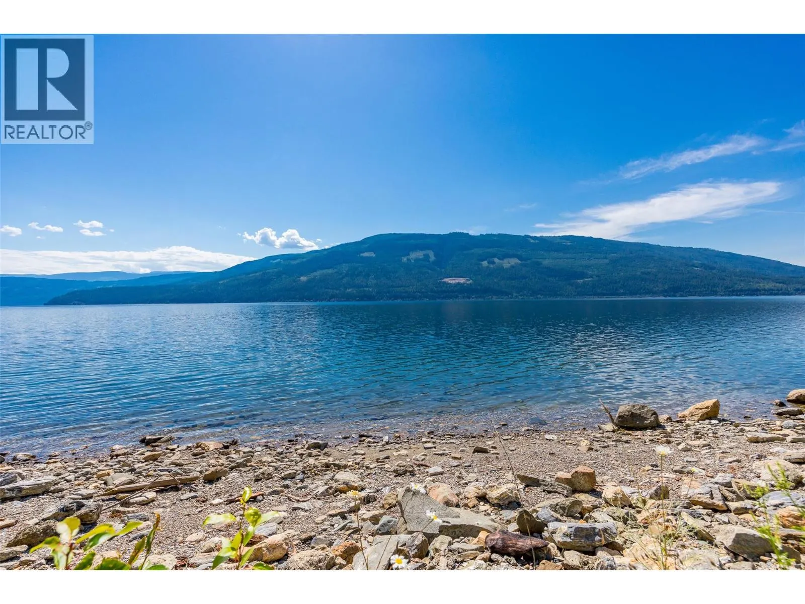 4990 Sunnybrae-Canoe Point Road Unit# 7