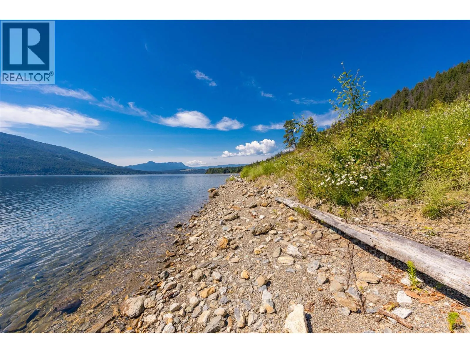 4990 Sunnybrae-Canoe Point Road Unit# 7
