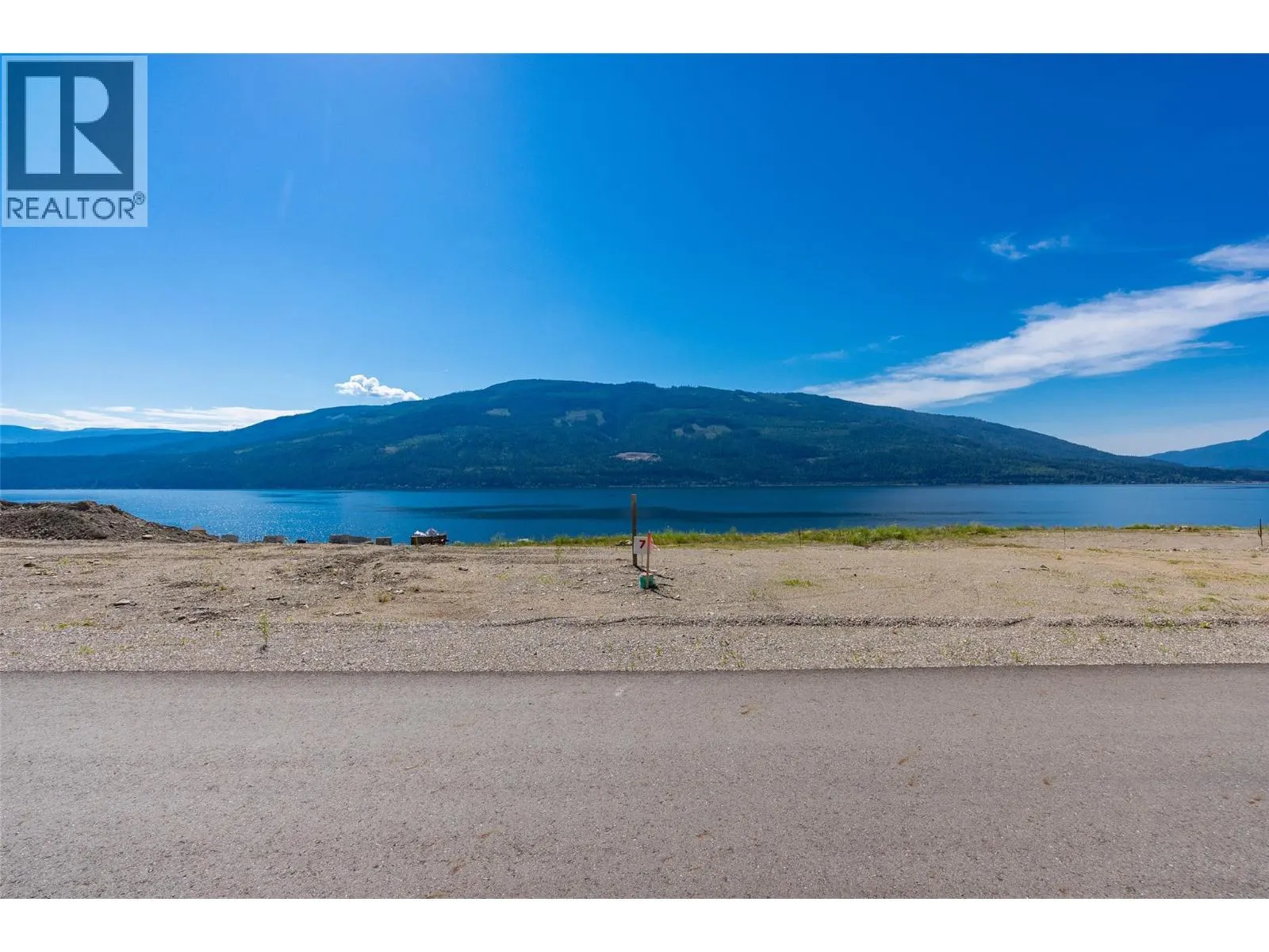 4990 Sunnybrae-Canoe Point Road Unit# 7