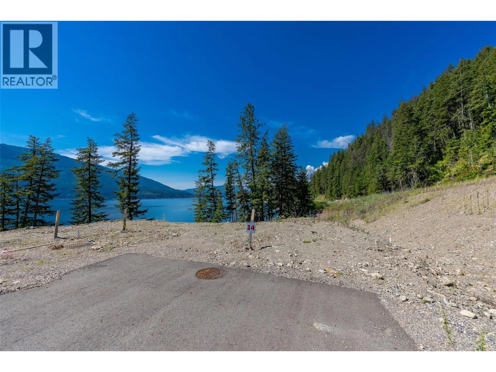 4990 Sunnybrae-Canoe Point Road Unit# 14