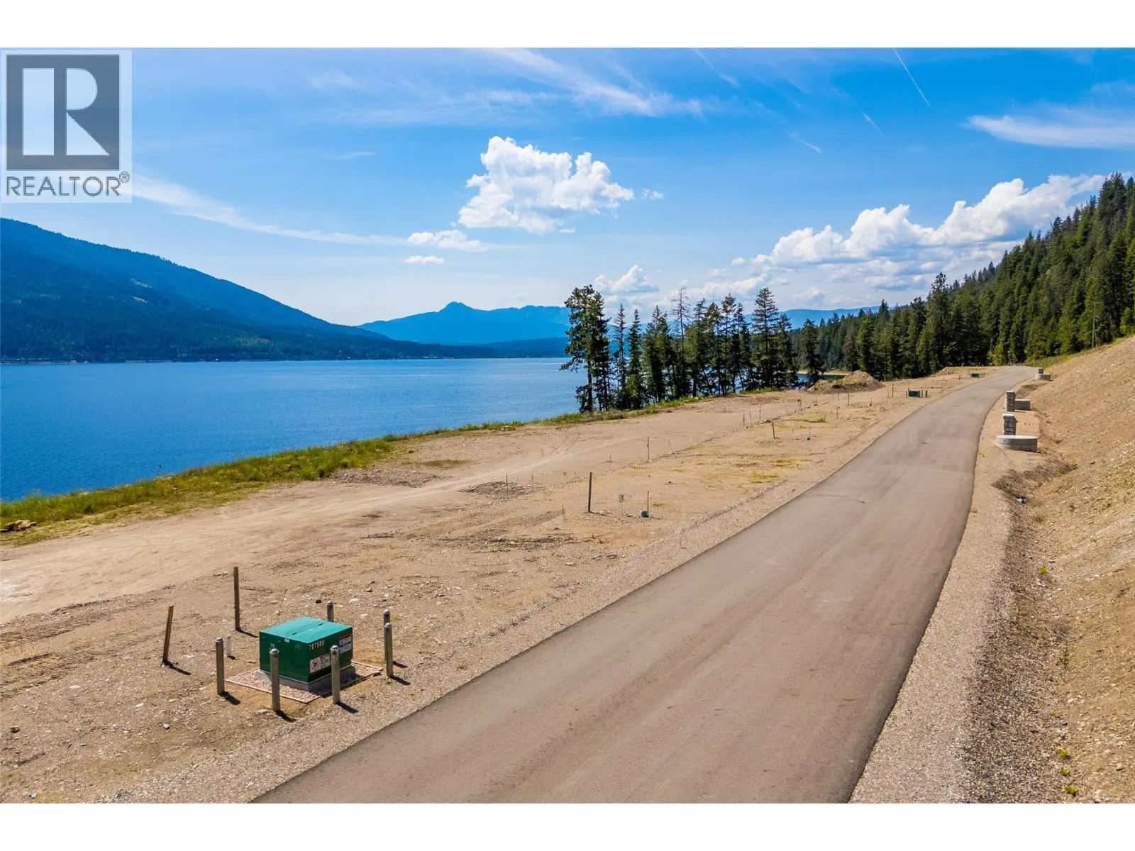 4990 Sunnybrae-Canoe Point Road Unit# 14
