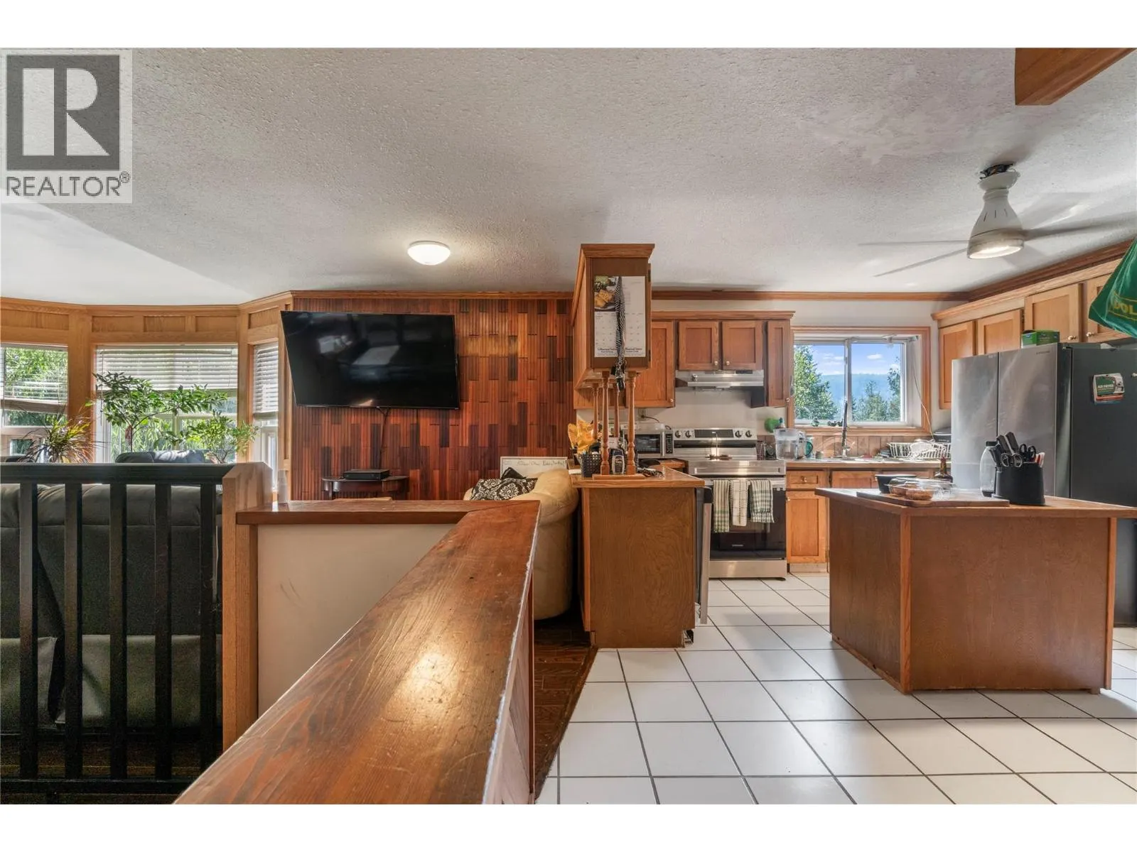 8749 Squilax-Anglemont Road