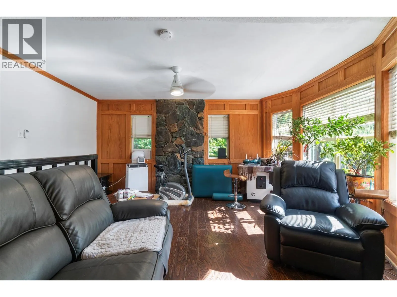 8749 Squilax-Anglemont Road