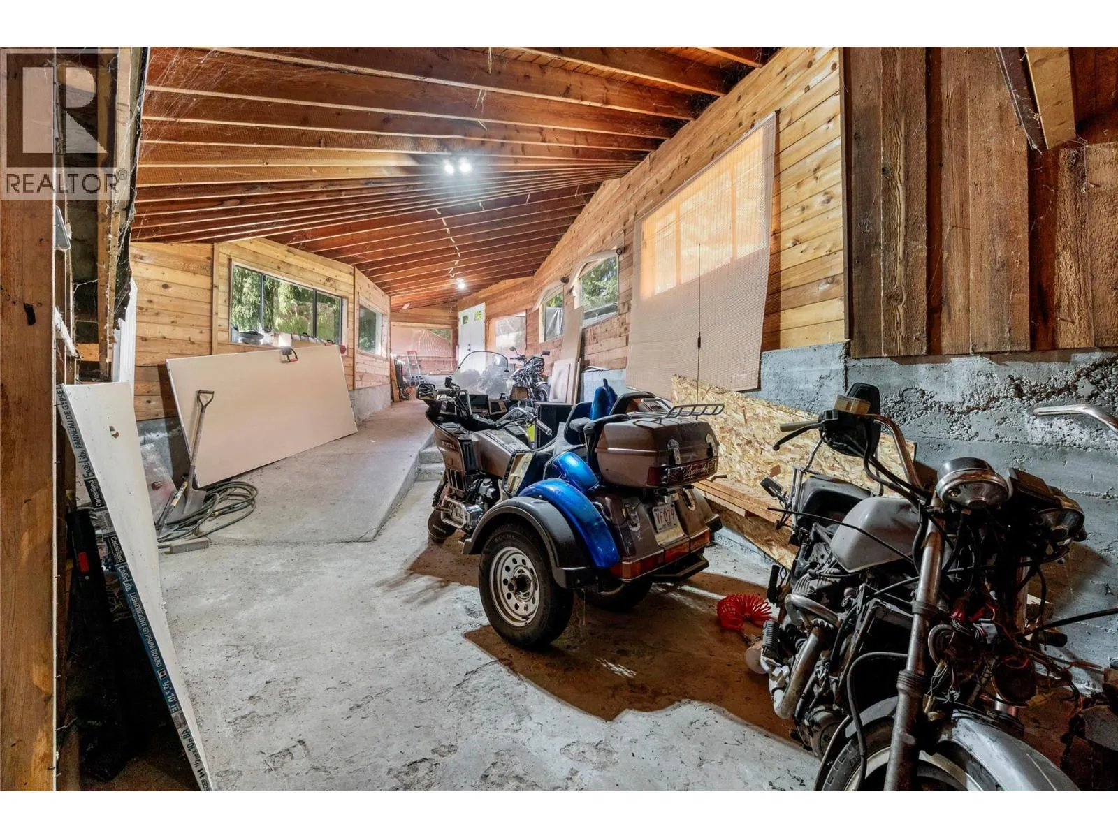 8749 Squilax-Anglemont Road
