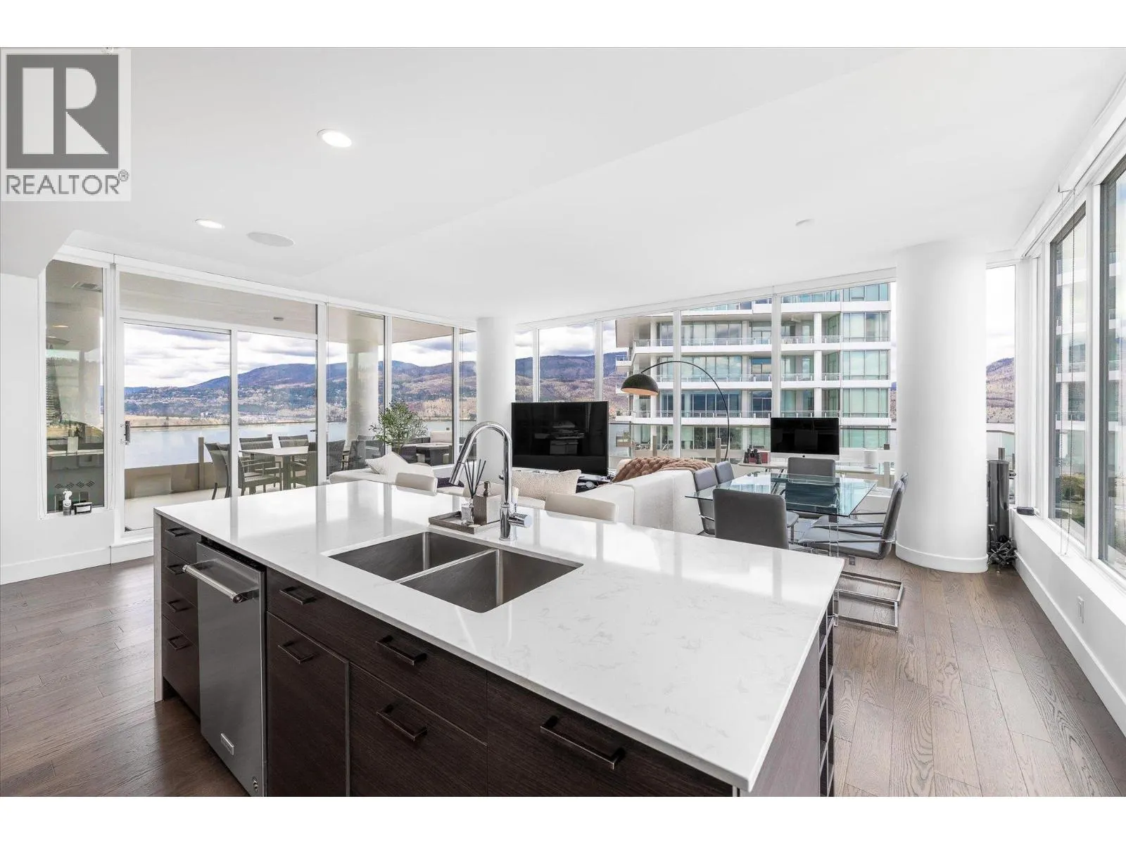 1191 Sunset Drive Unit# 2606