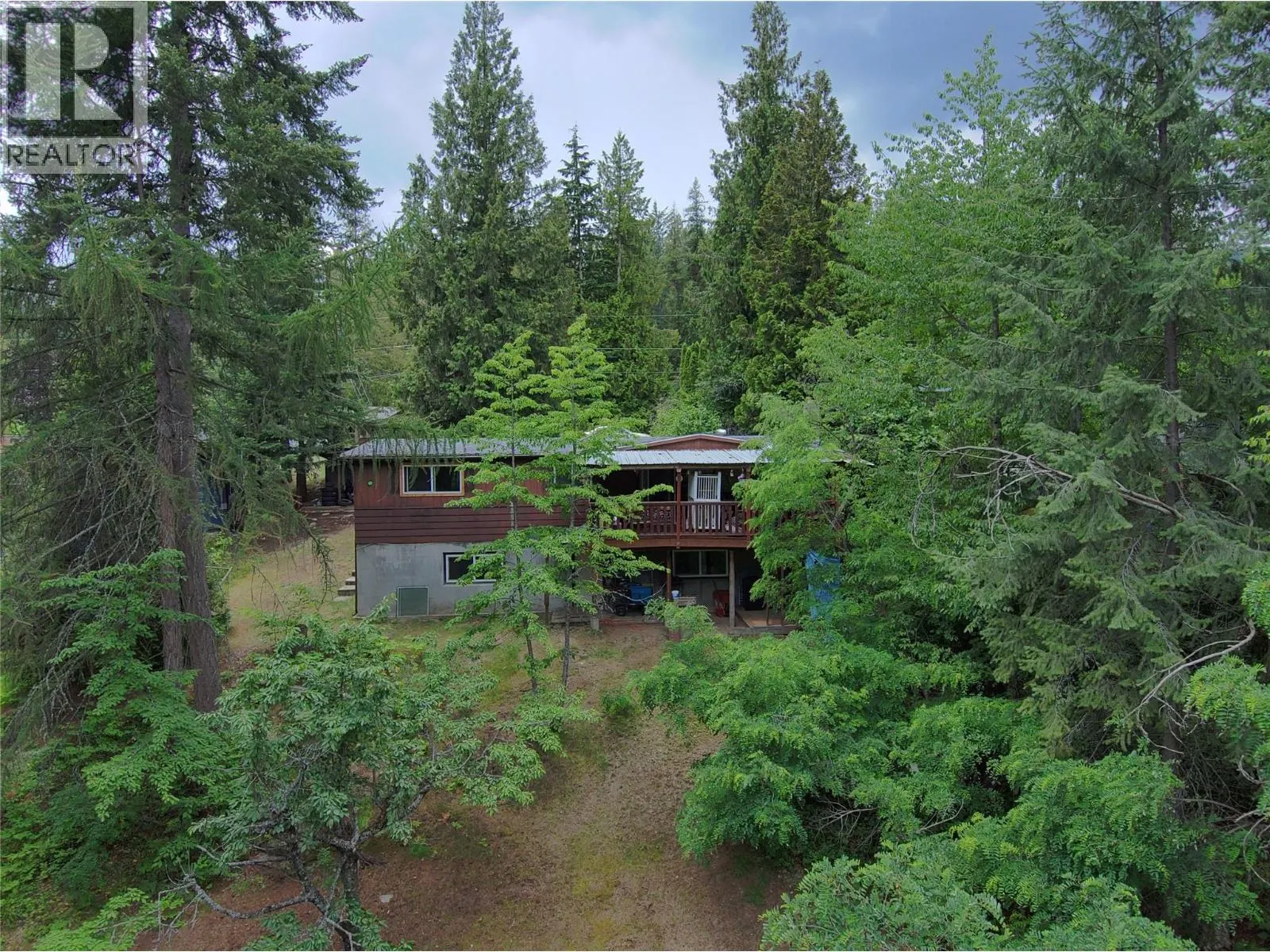 2186 Crestview Crescent