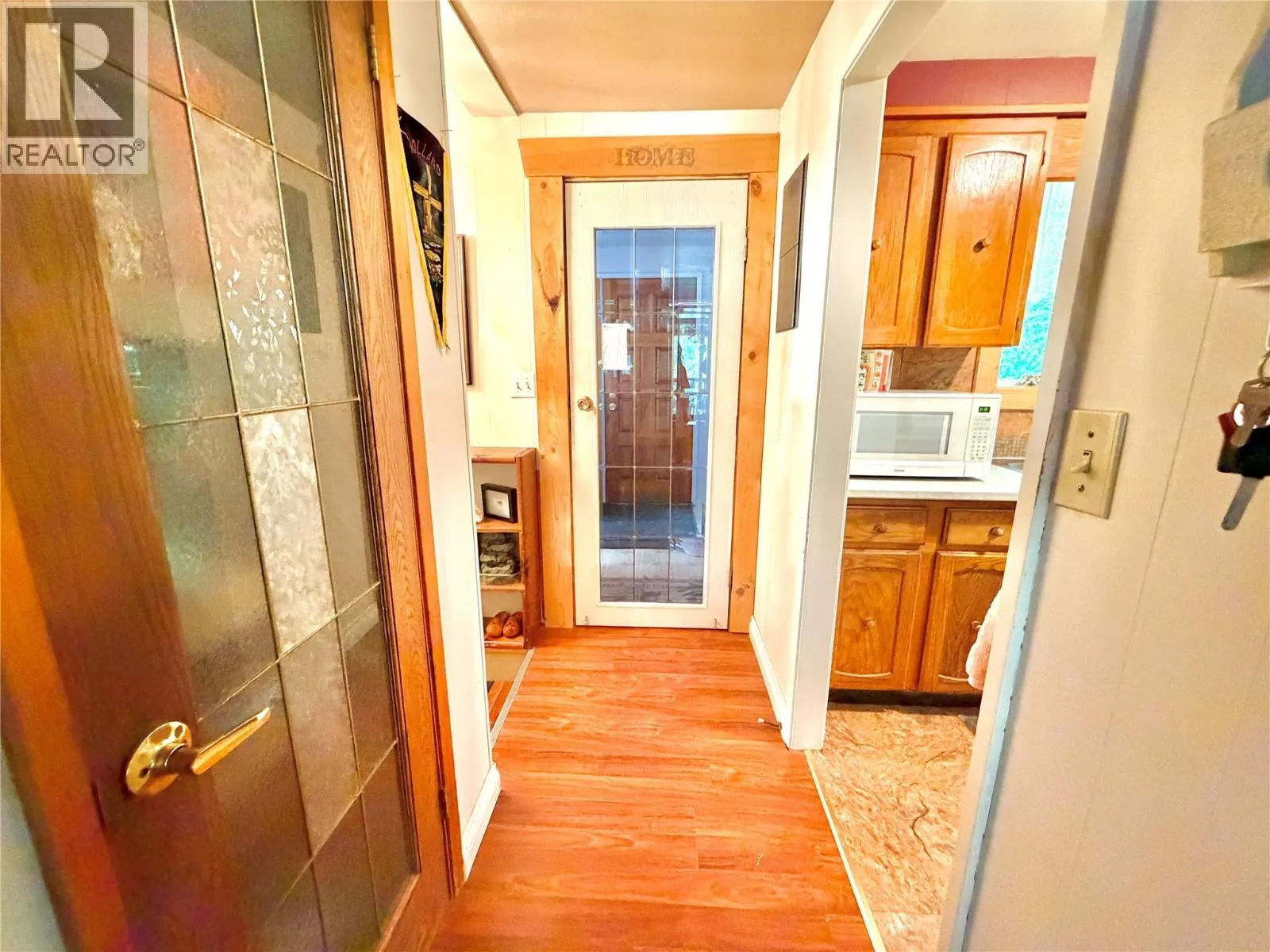 2186 Crestview Crescent