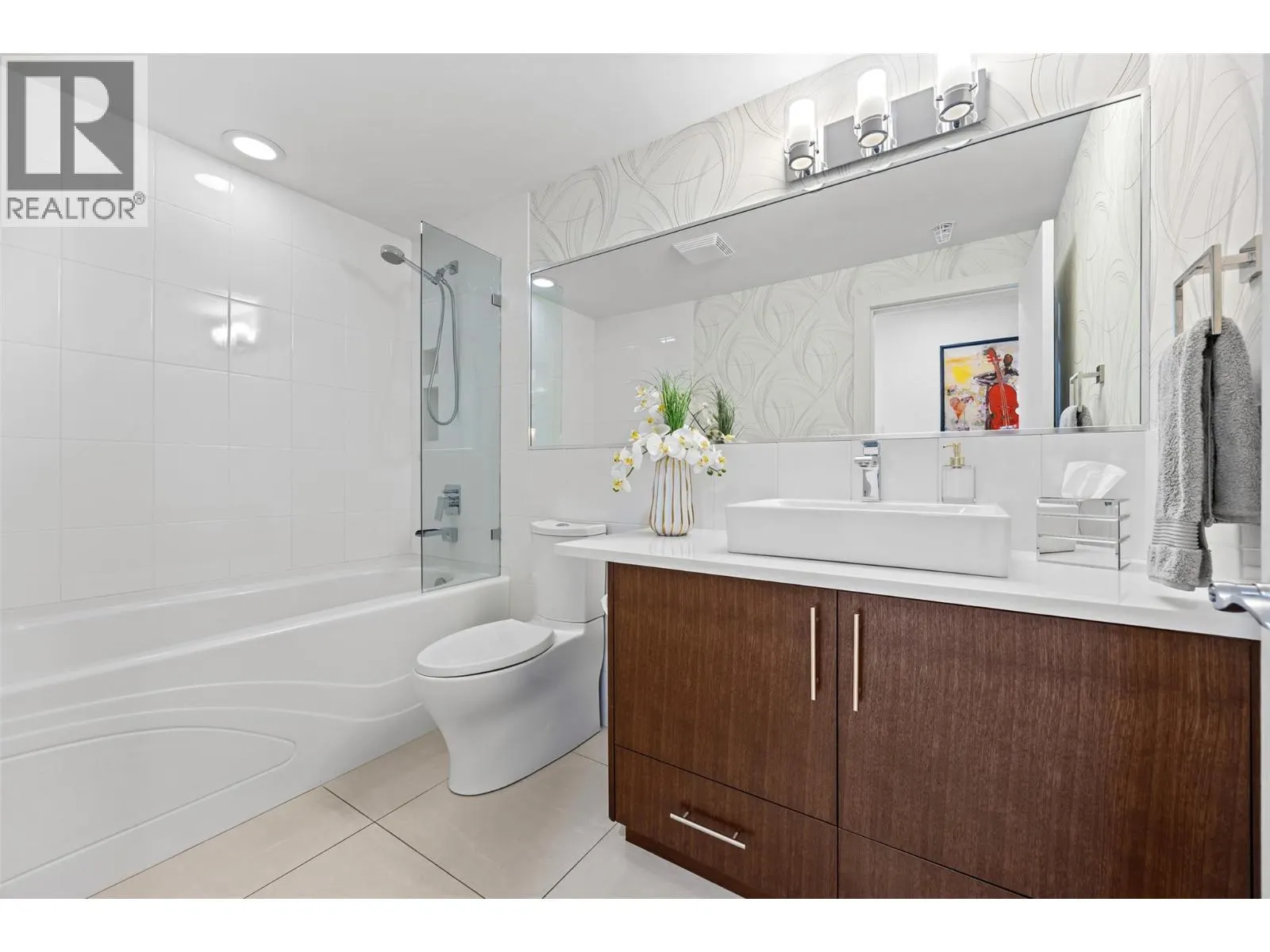 1160 Bernard Avenue Unit# 601