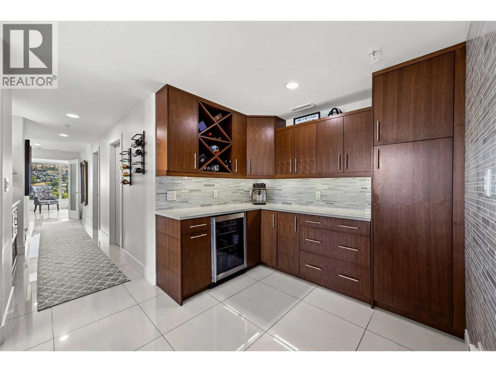 1160 Bernard Avenue Unit# 601