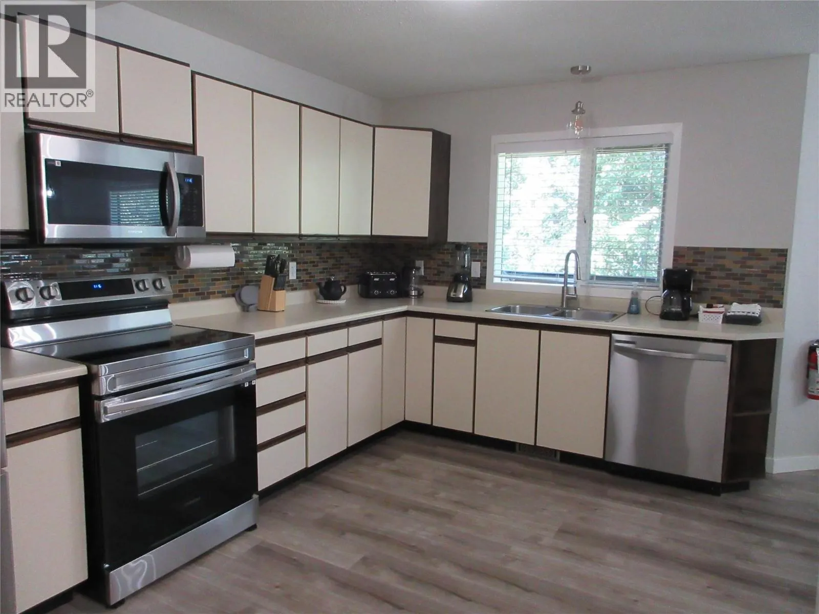 415 Commonwealth Road Unit# 1621
