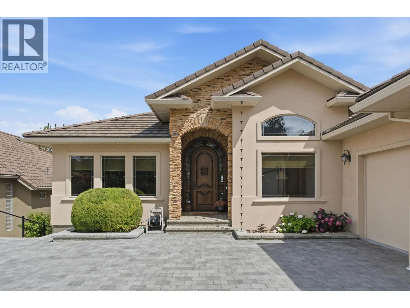 2109 Capistrano Drive