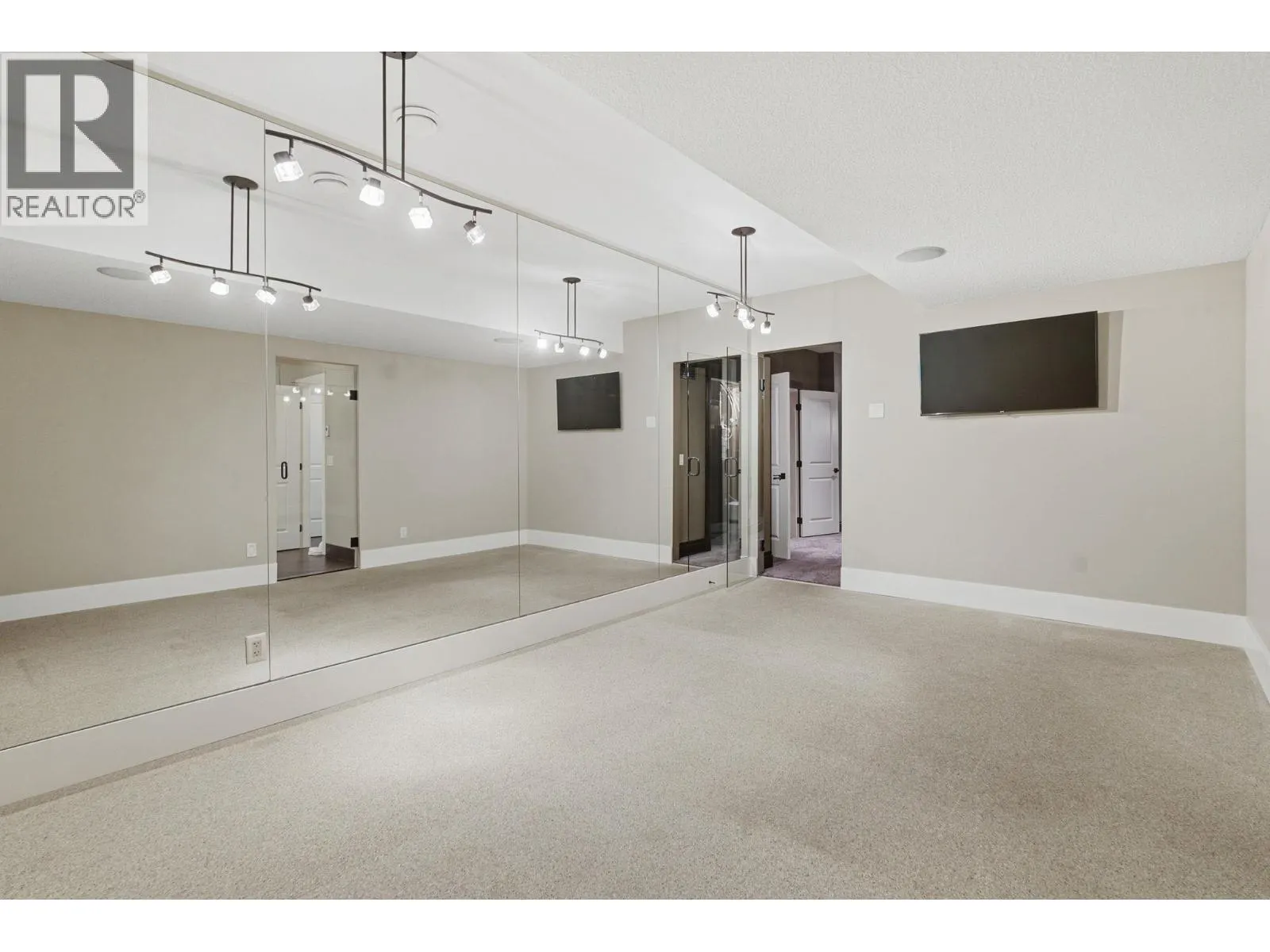 2109 Capistrano Drive