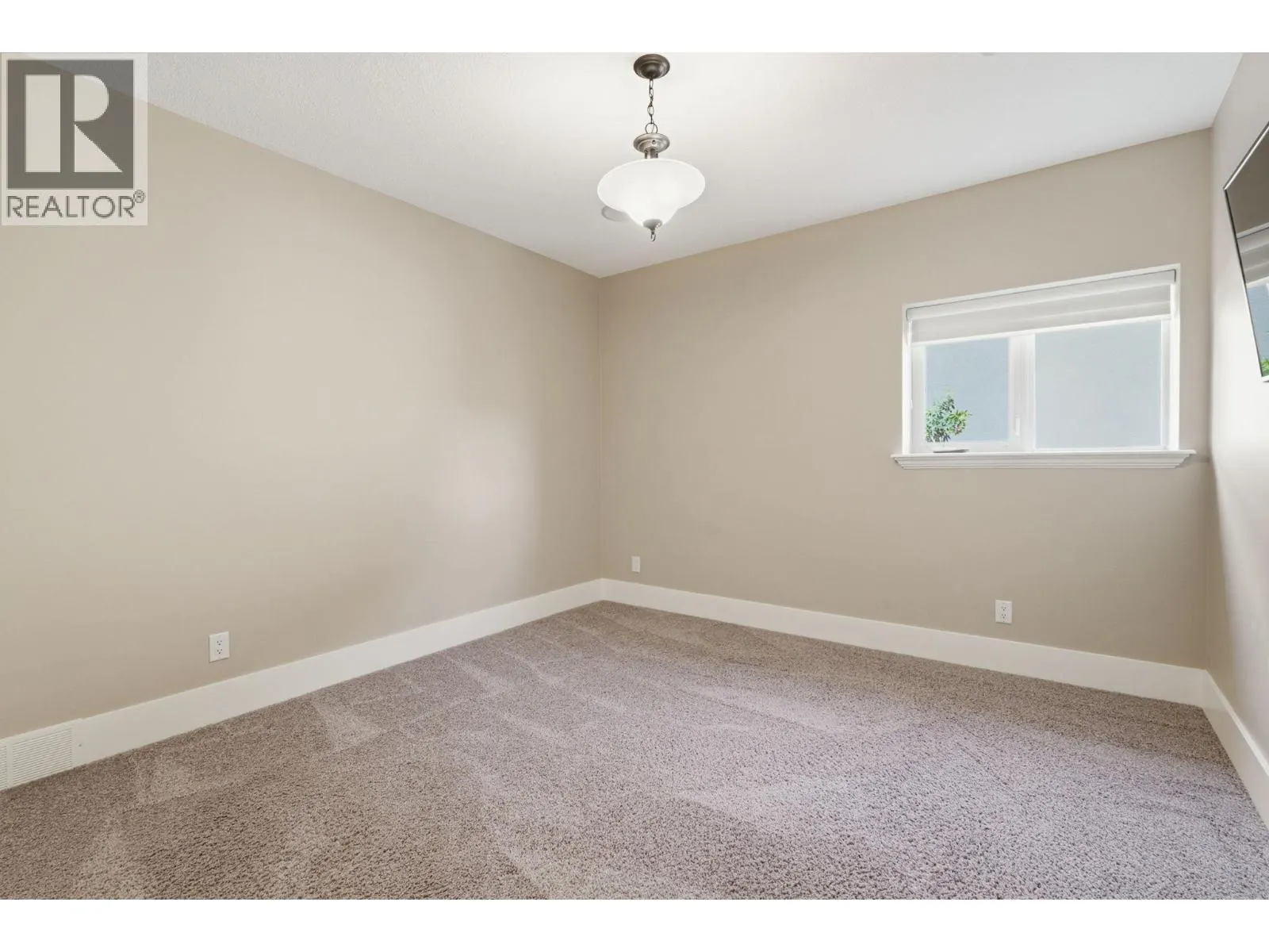 2109 Capistrano Drive
