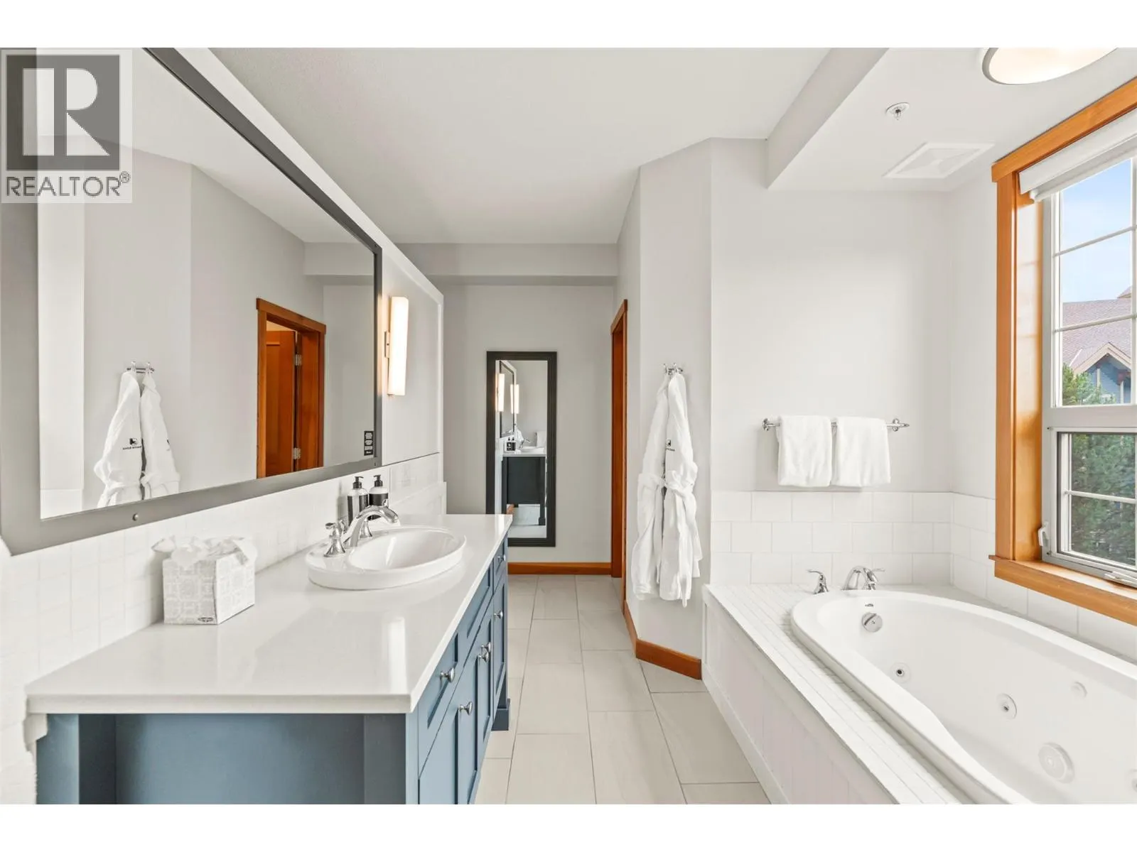 107 Village Centre Court Unit# 416