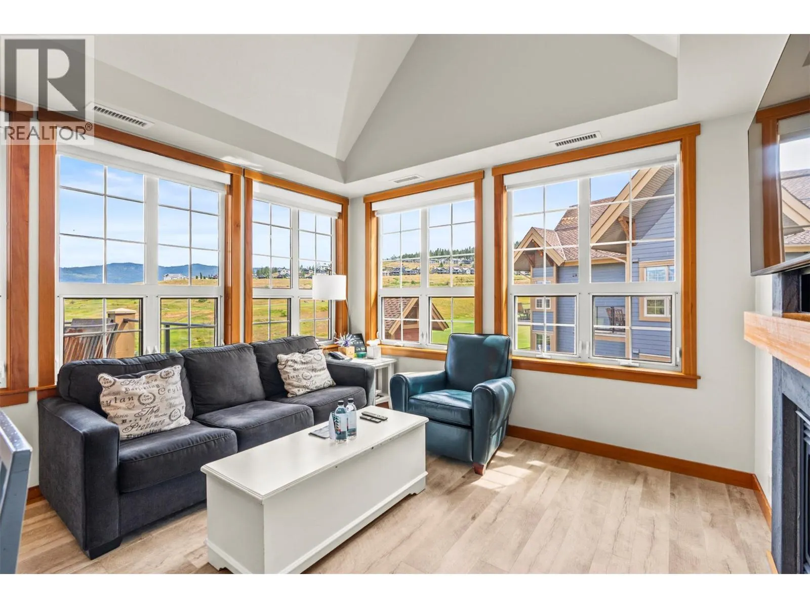 107 Village Centre Court Unit# 416
