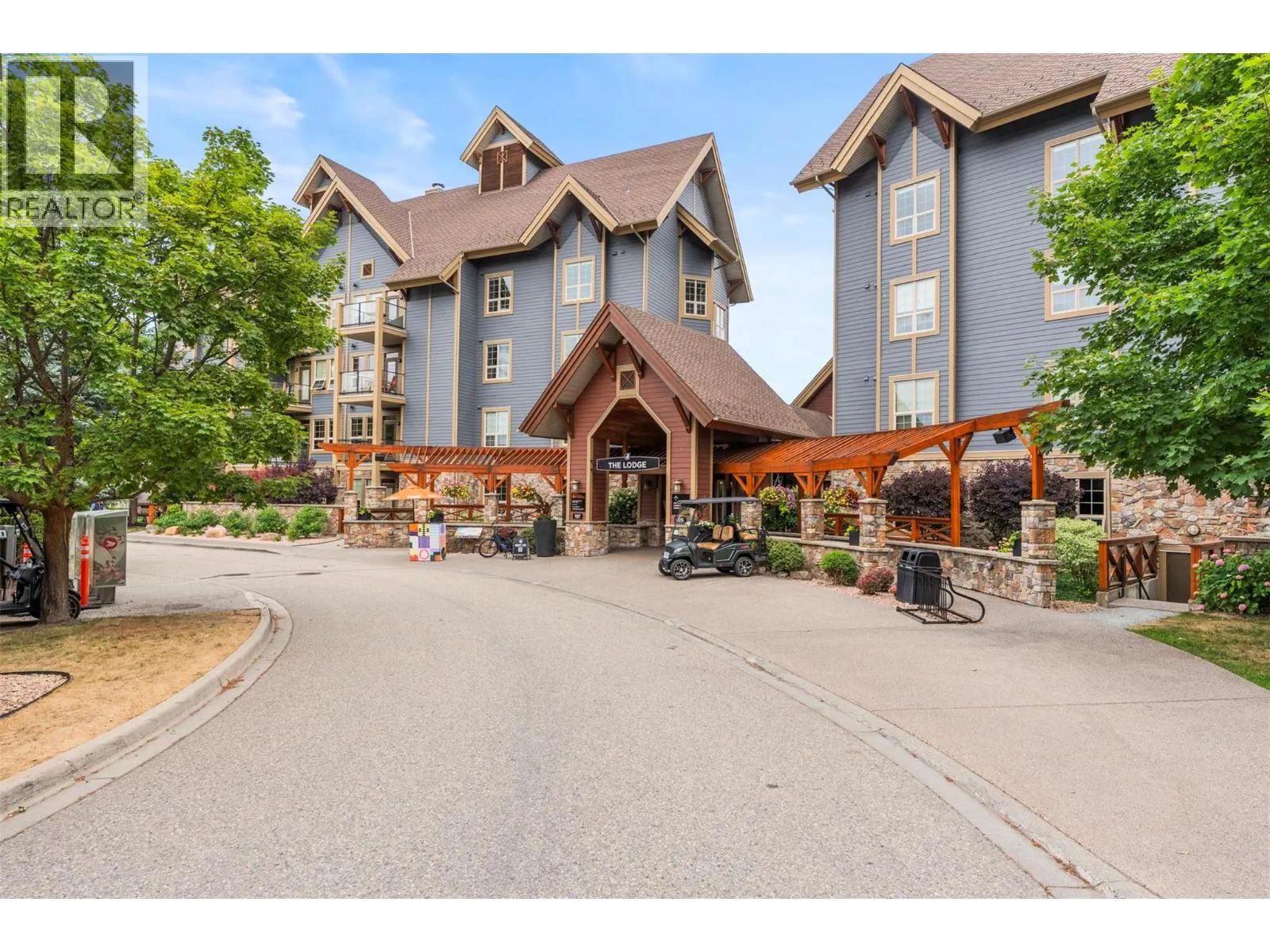 107 Village Centre Court Unit# 416