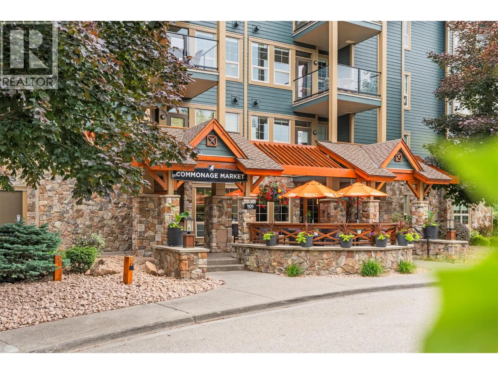 107 Village Centre Court Unit# 416