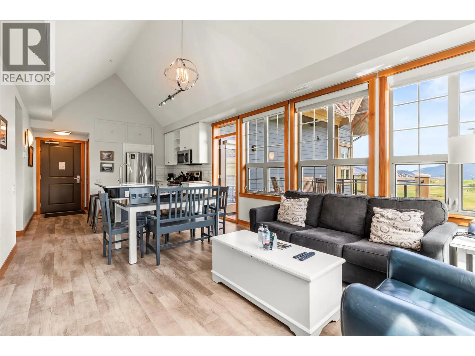 107 Village Centre Court Unit# 416