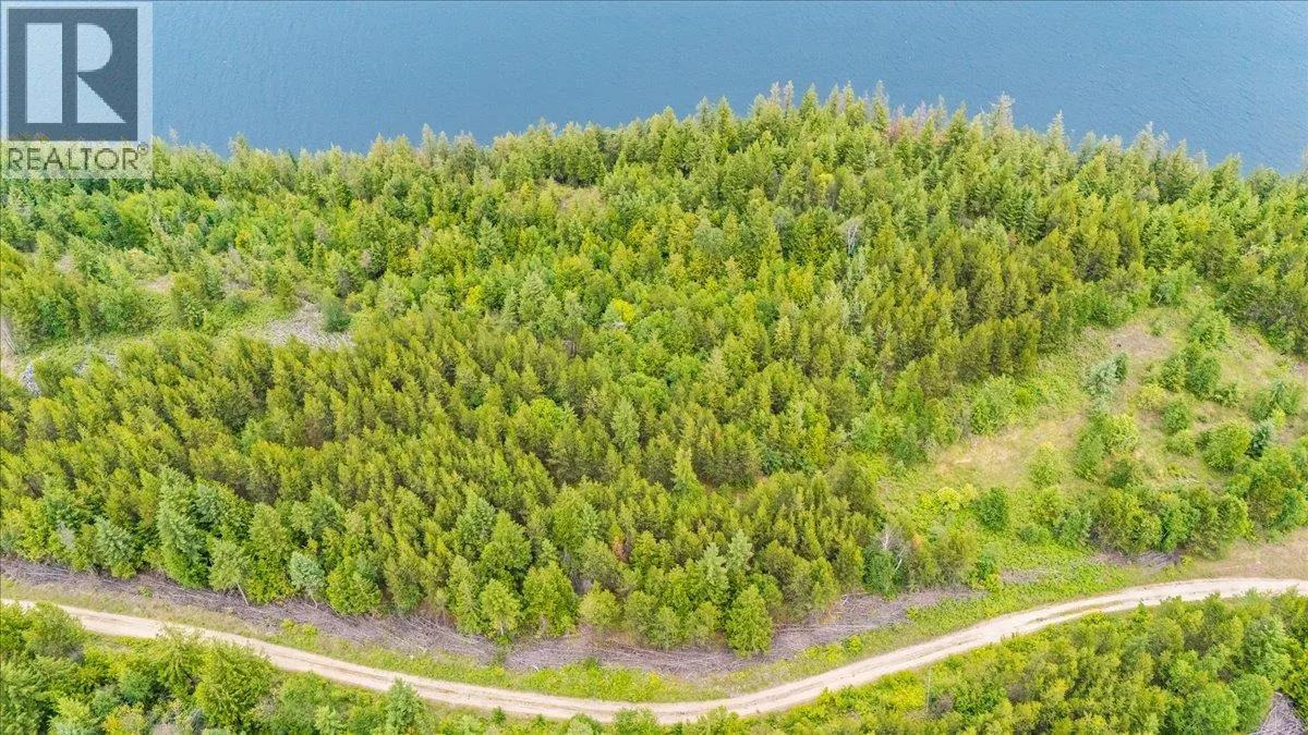 Lower Arrow Lake Lot# 5