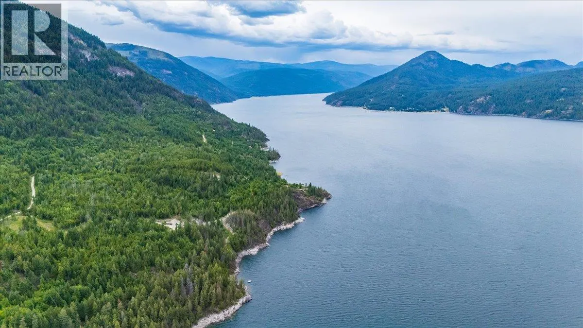 Lower Arrow Lake Lot# 5