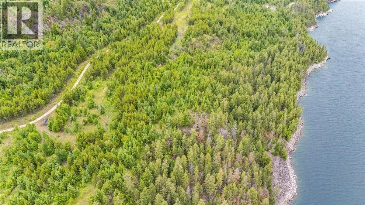 Lower Arrow Lake Lot# 5