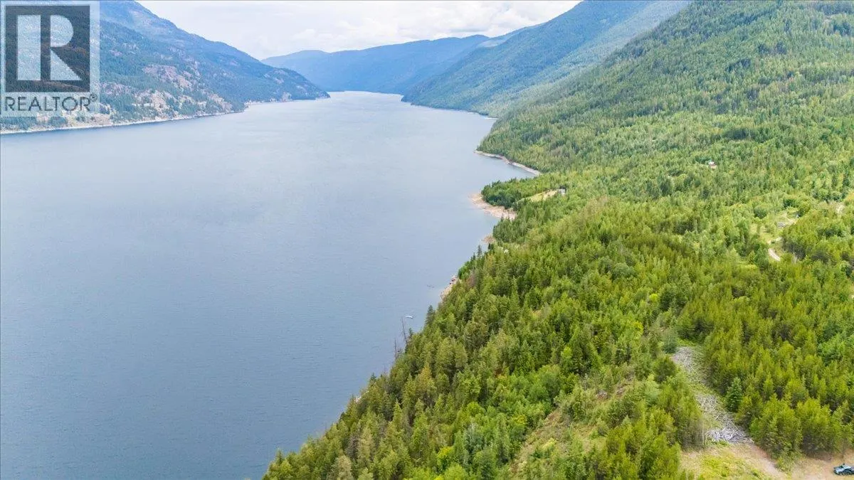 Lower Arrow Lake Lot# 5