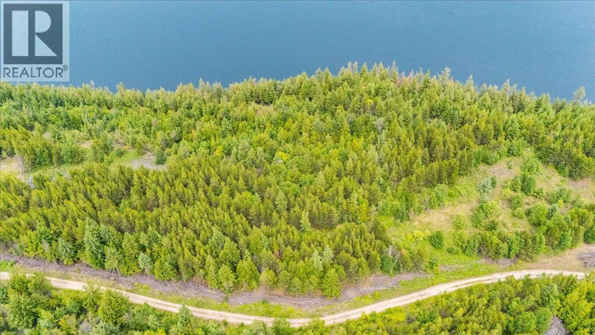 Lower Arrow Lake Lot# 5