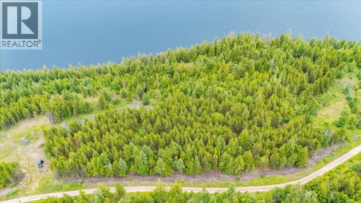 Lower Arrow Lake Lot# 5