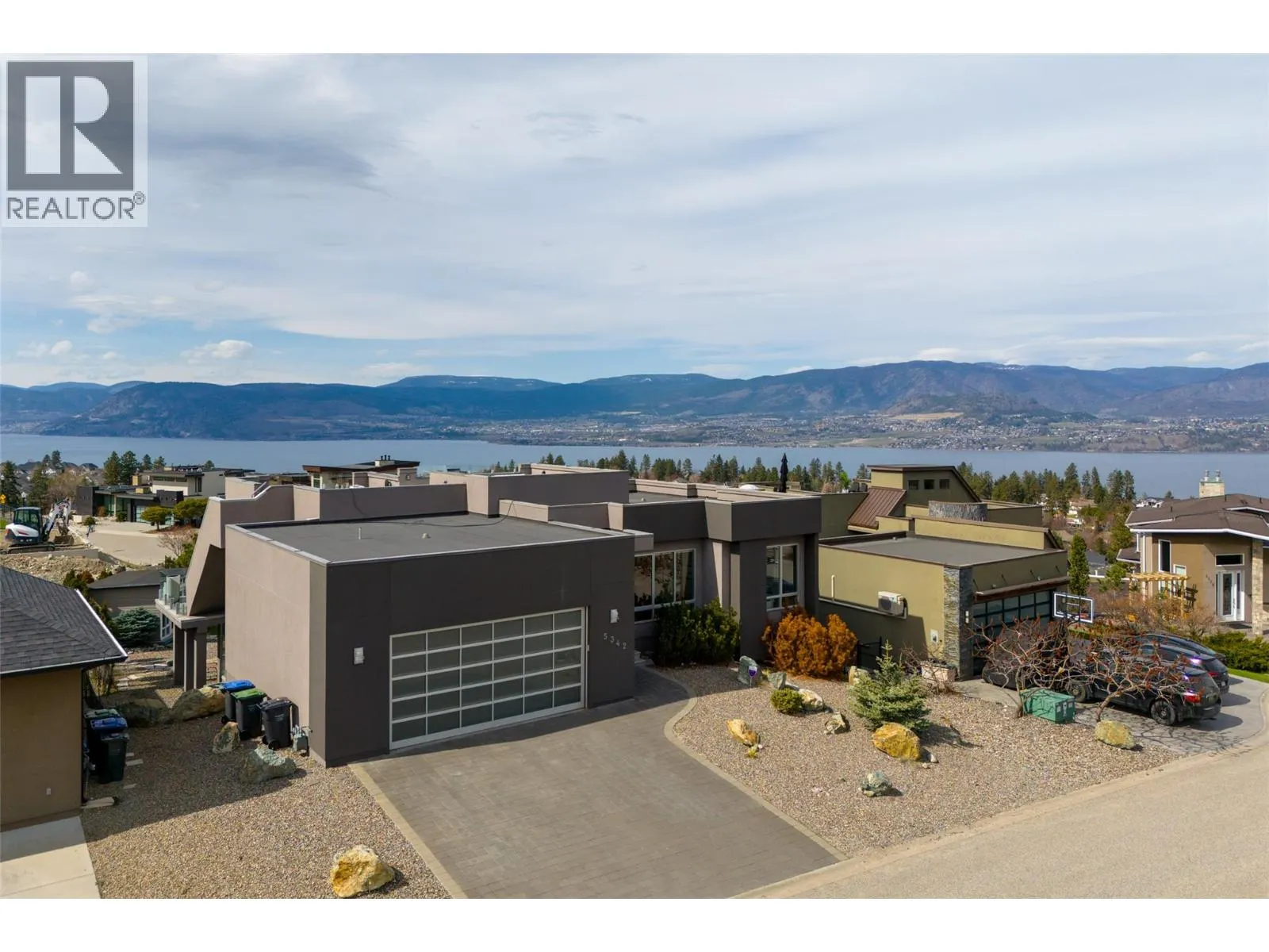 5342 Signet Crescent